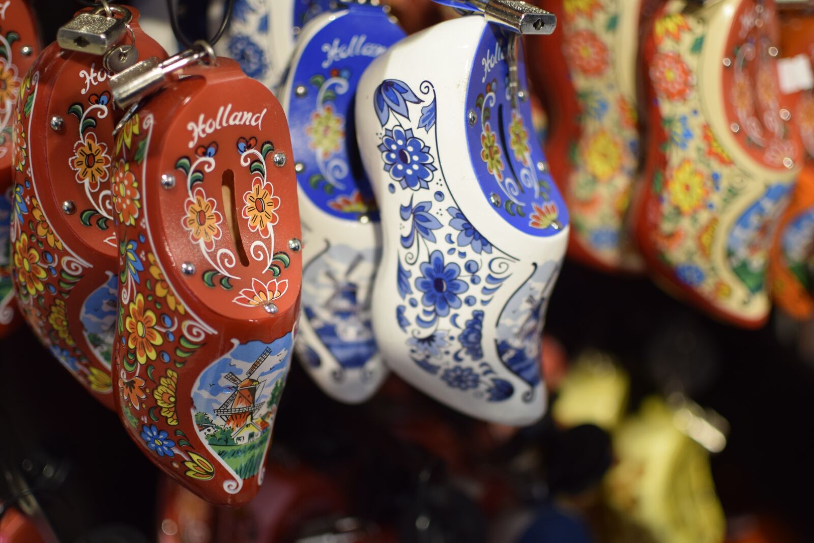 Nikon D5300 sample photo. Clogs, souvenir, dutch photography