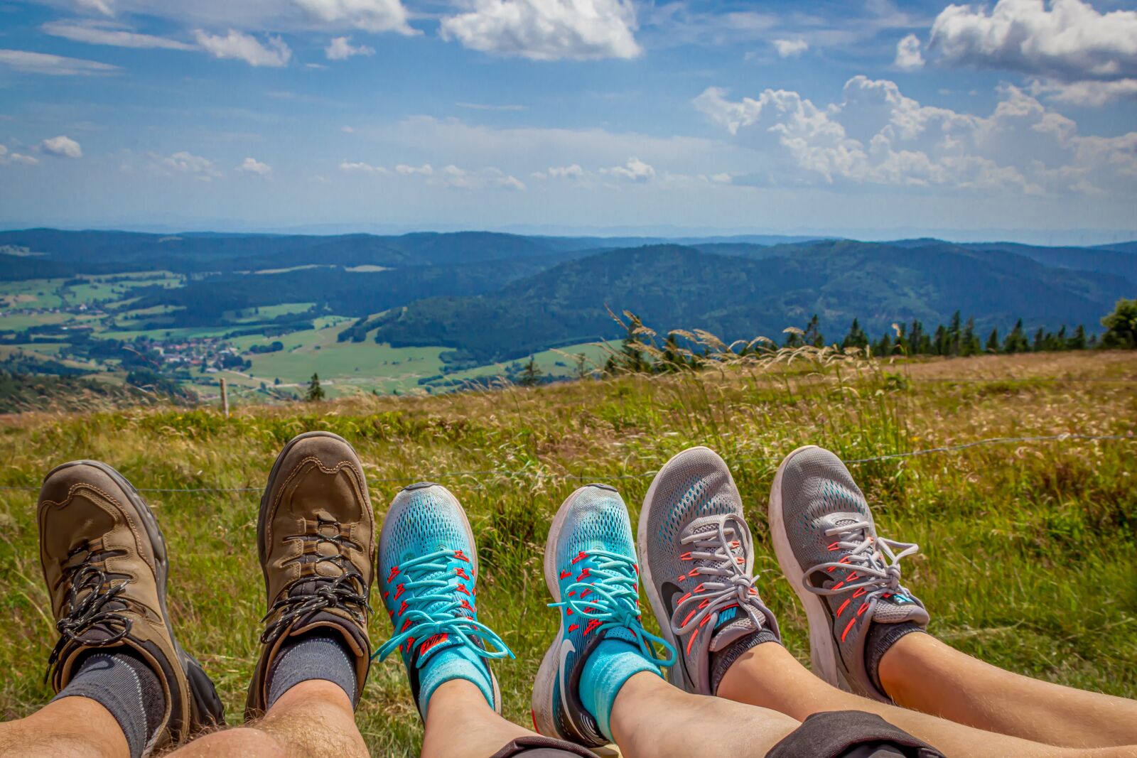 Canon EOS 60D sample photo. Hiking, hike, tired photography