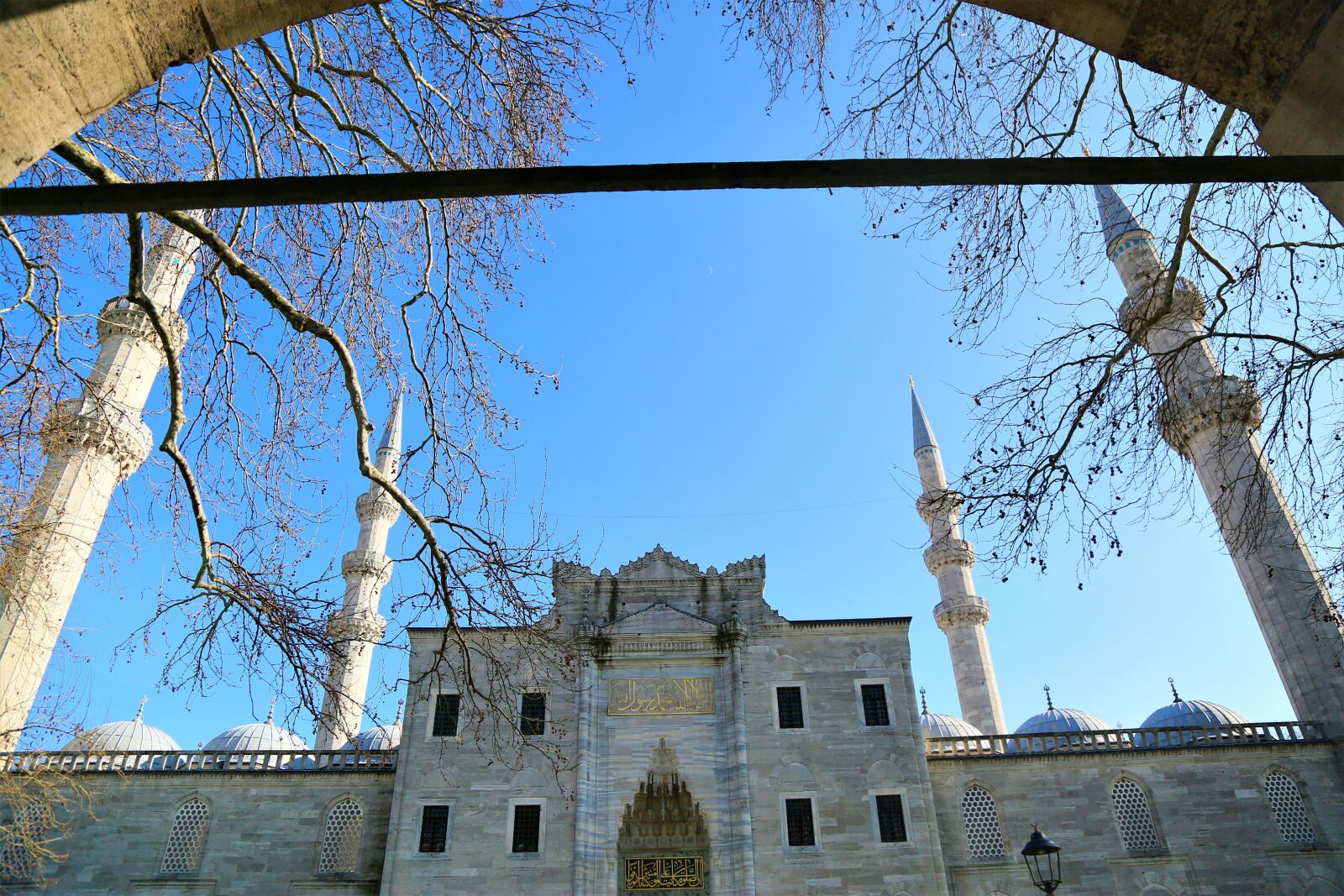Canon EF 24-105mm F4L IS USM sample photo. Cami, the minarets, city photography