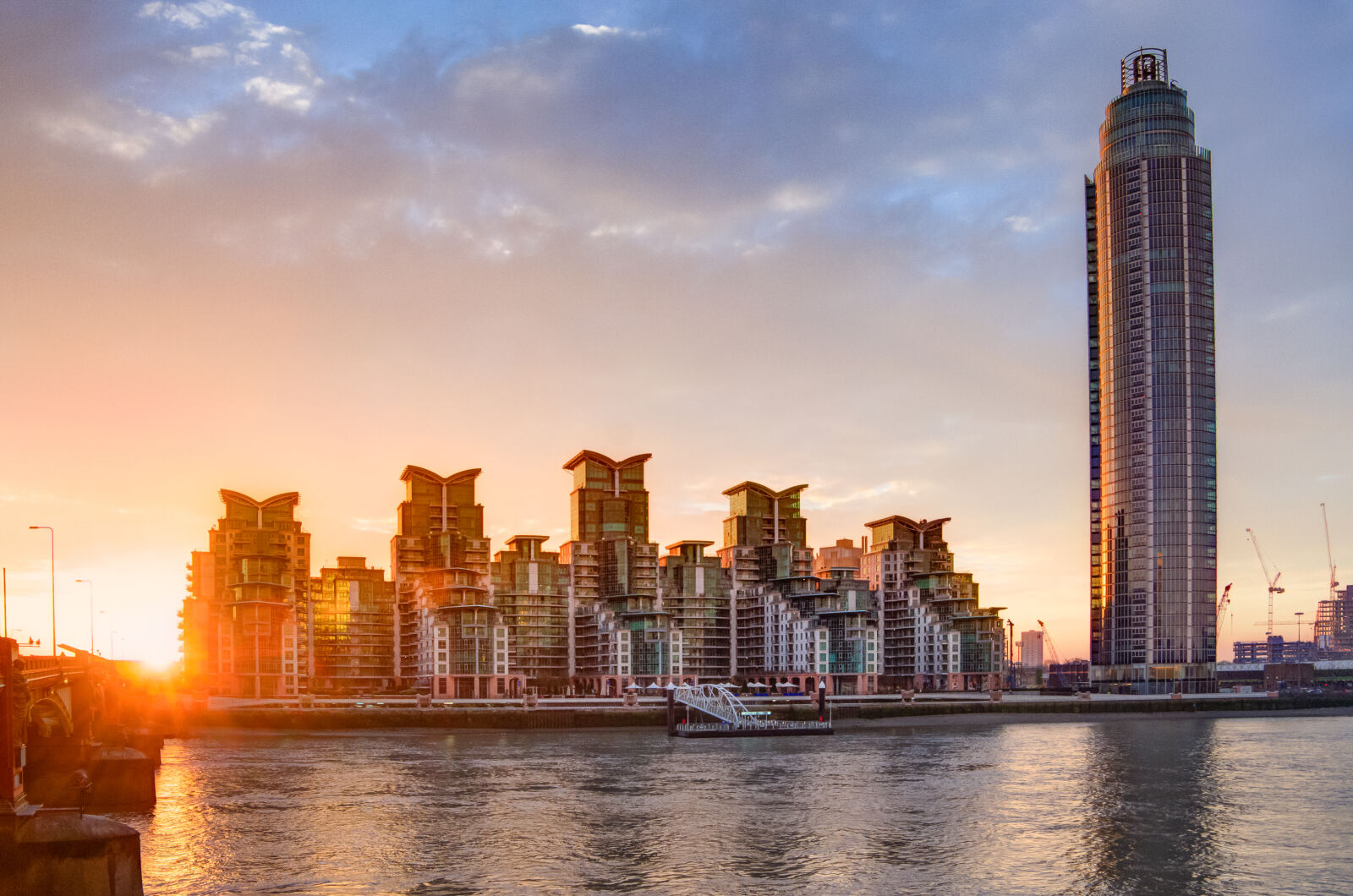 Nikon D7000 sample photo. City, water, buildings, sunrise photography