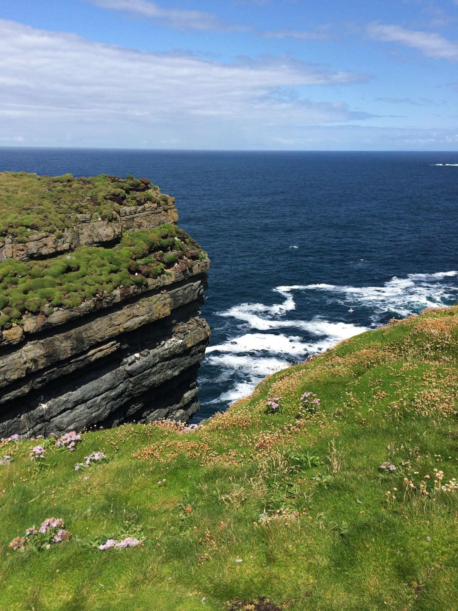 iPhone 5s back camera 4.15mm f/2.2 sample photo. Ireland, loop head, ocean photography