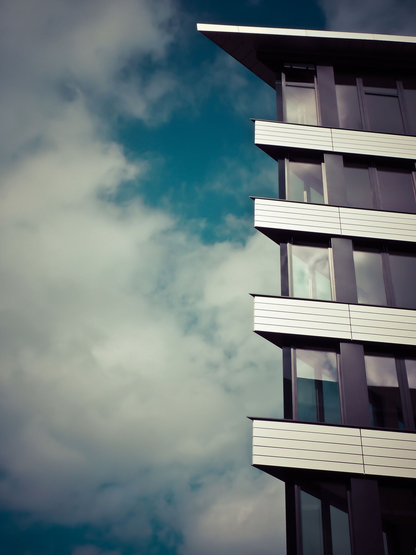 Olympus OM-D E-M10 sample photo. Architecture, modern, building photography