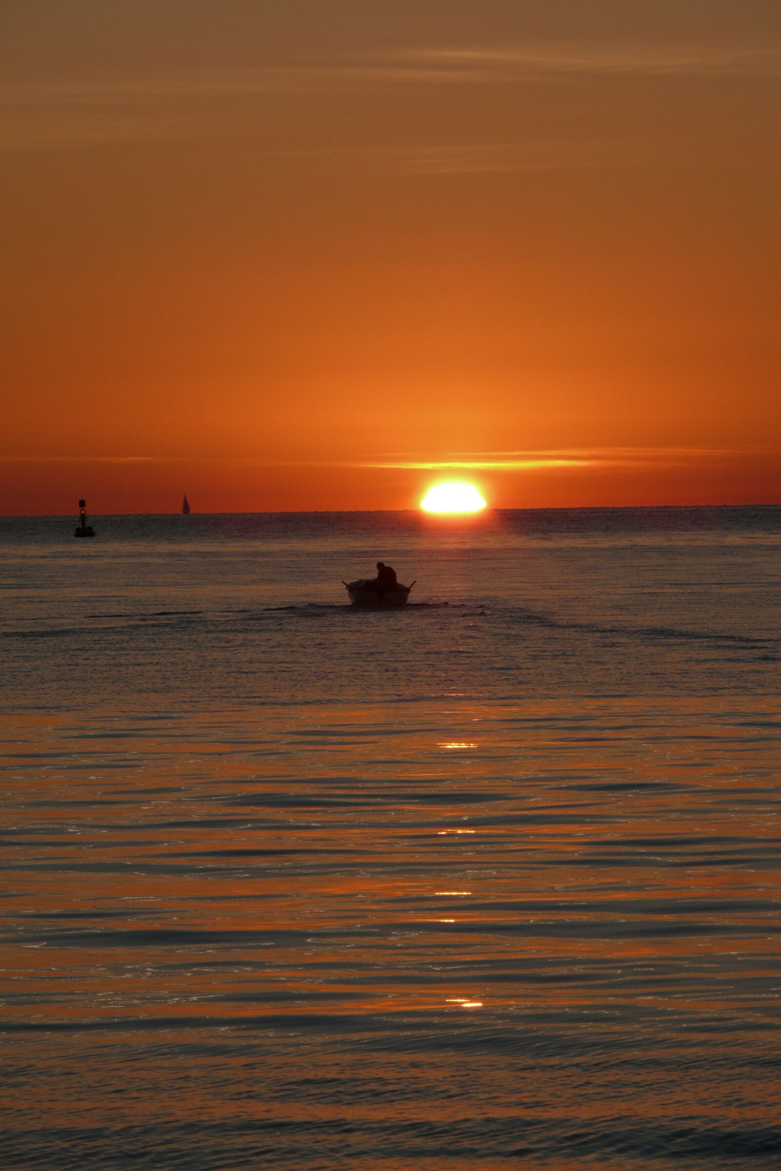Leica V-LUX 1 sample photo. Evening, fisherman, sunset photography