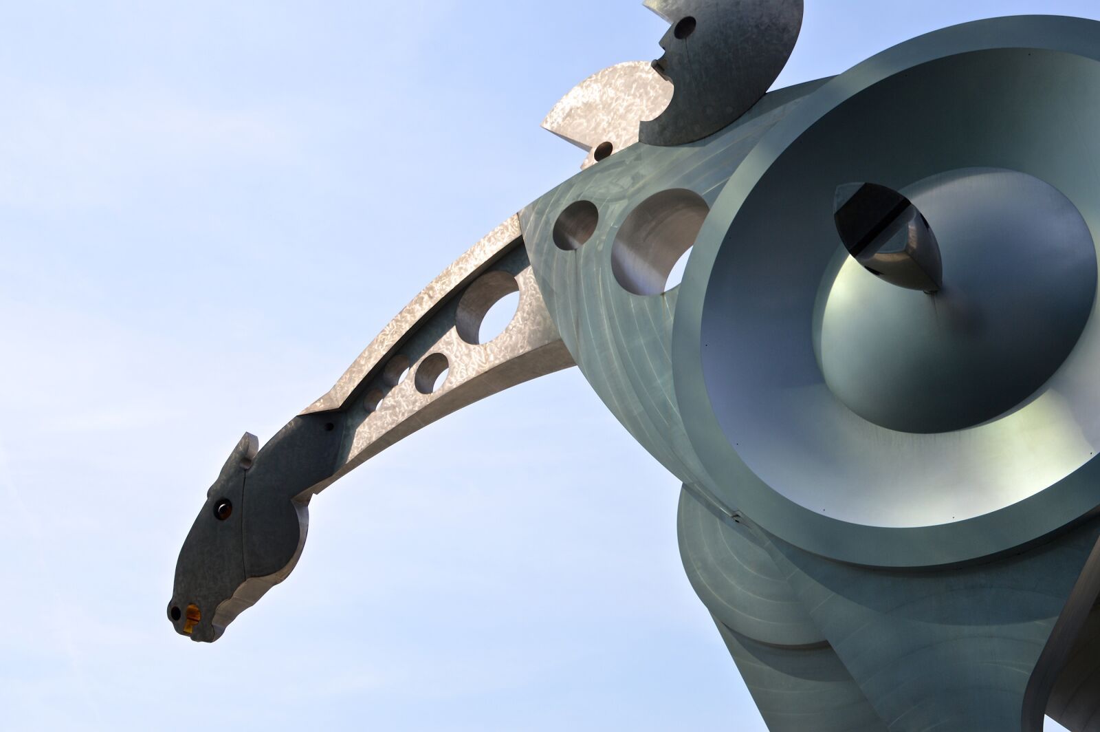 Nikon D3200 sample photo. Sculpture, metal, art photography