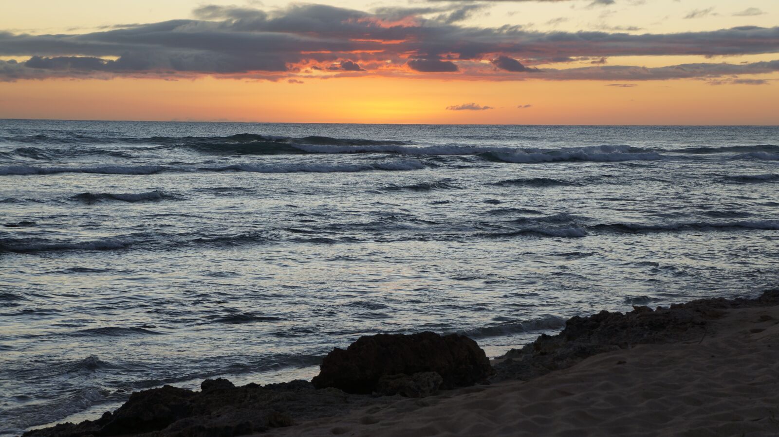 Sony Alpha NEX-5N sample photo. Beach, sunset, sunset beach photography