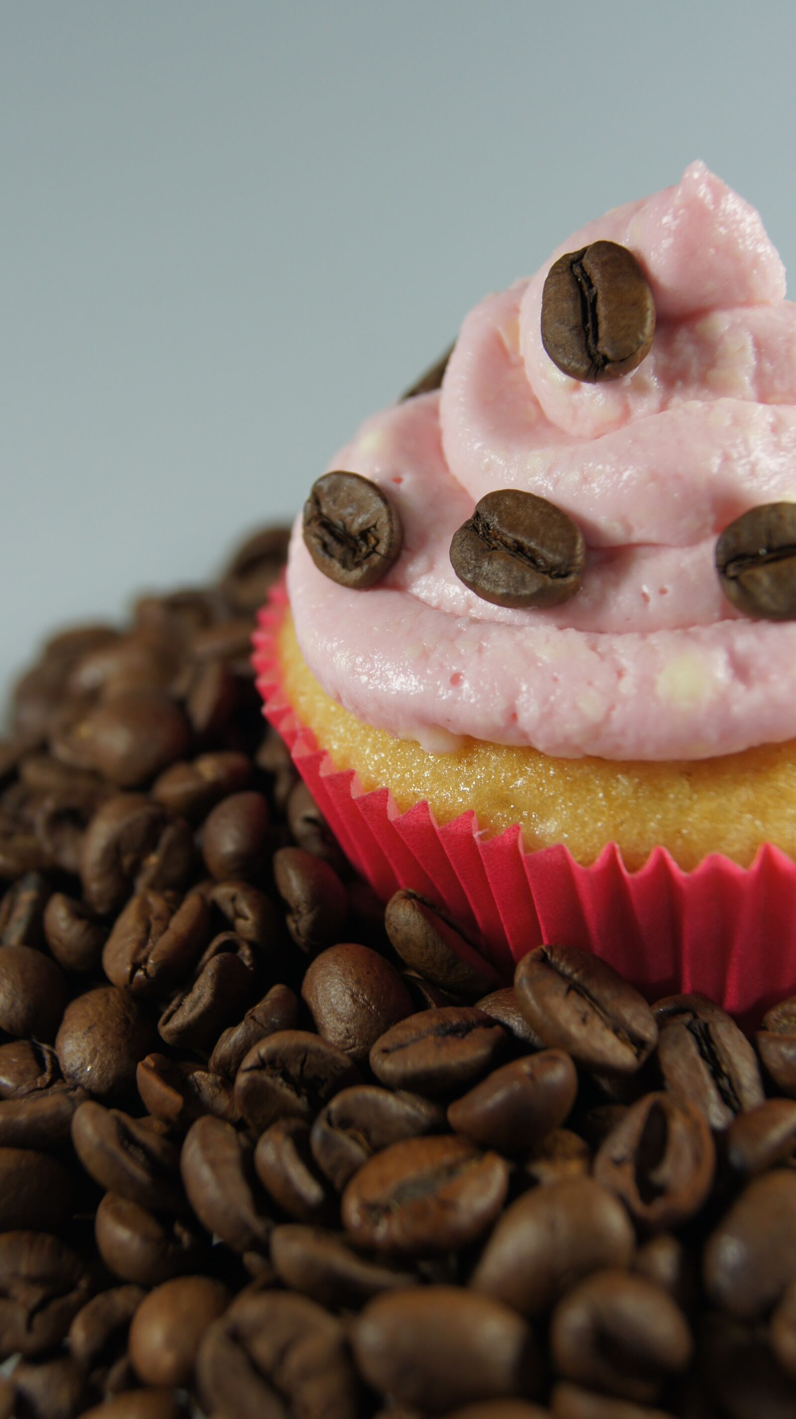 Sony Alpha DSLR-A550 sample photo. Coffee, muffin, cake photography
