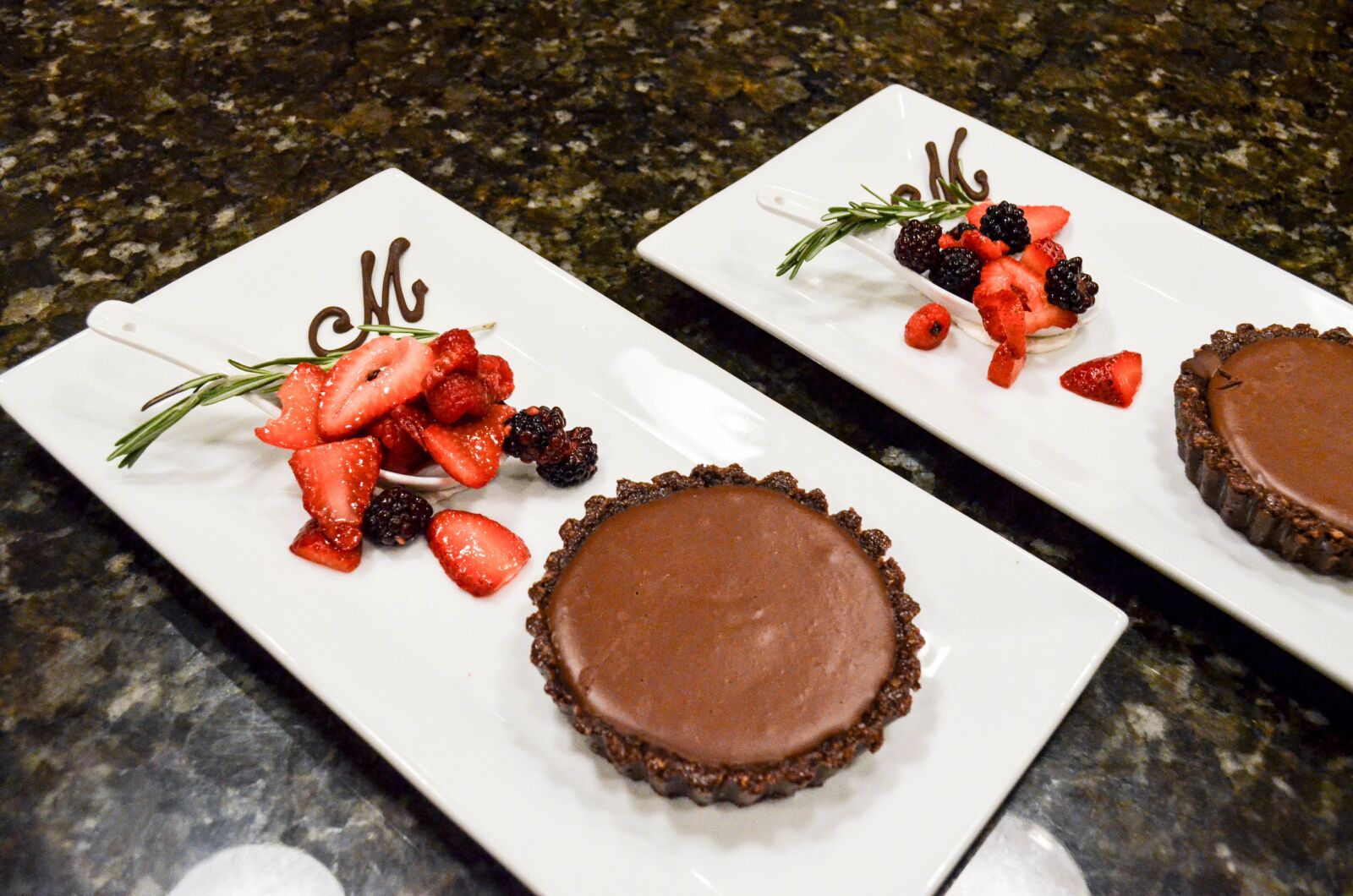 Nikon D5100 sample photo. Chocolate tarte, dessert, fancy photography