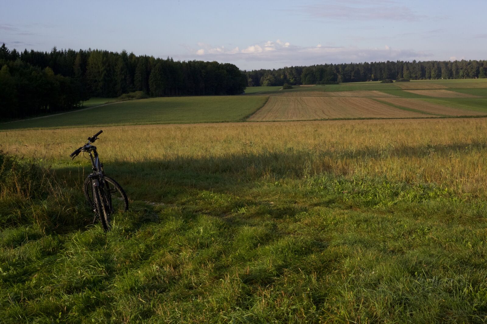 Canon EOS 5D Mark II sample photo. Bike, landscape, fields photography