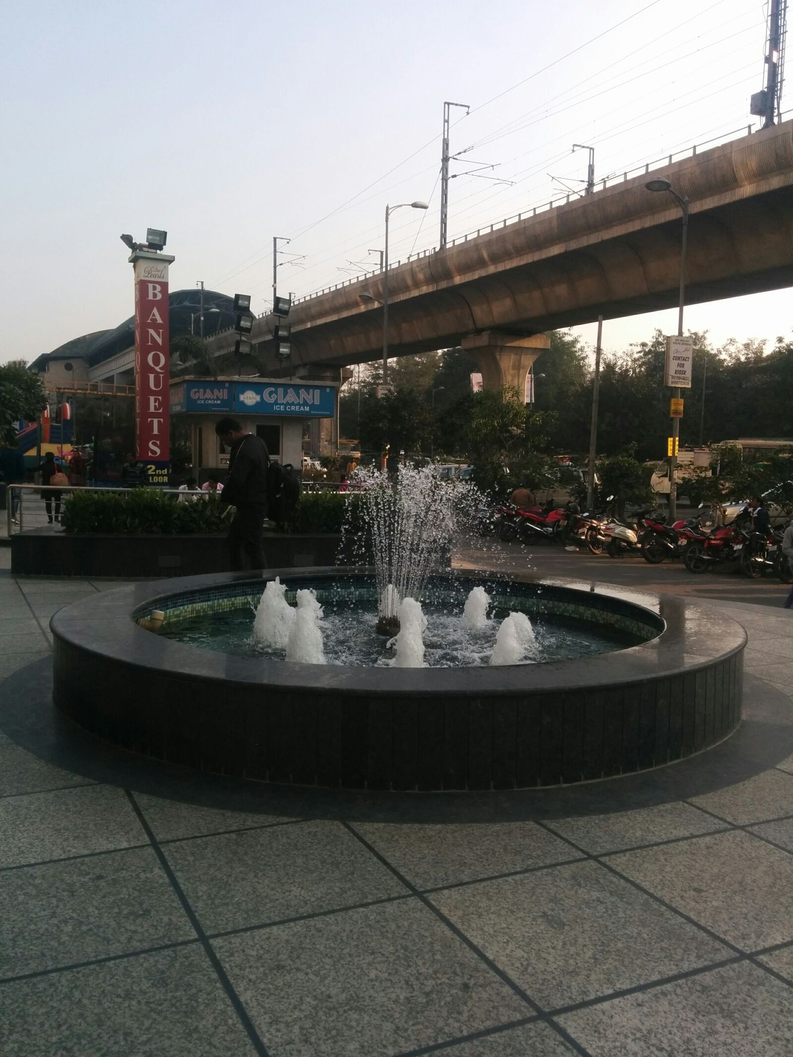 LG Nexus 5 sample photo. City, citylife, fountain, mall photography