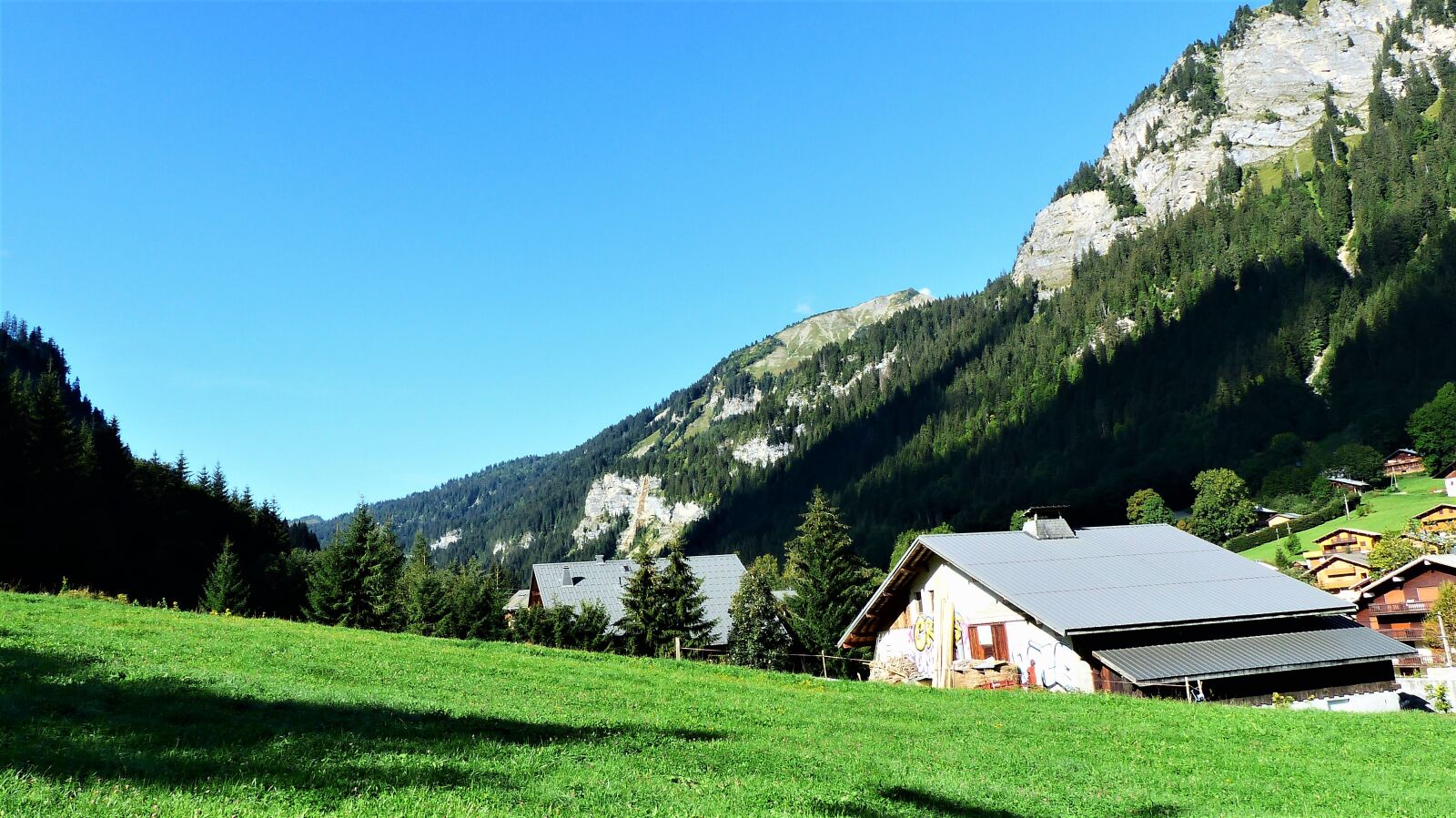 Panasonic Lumix DMC-FZ200 sample photo. Nature, landscape, alpine photography