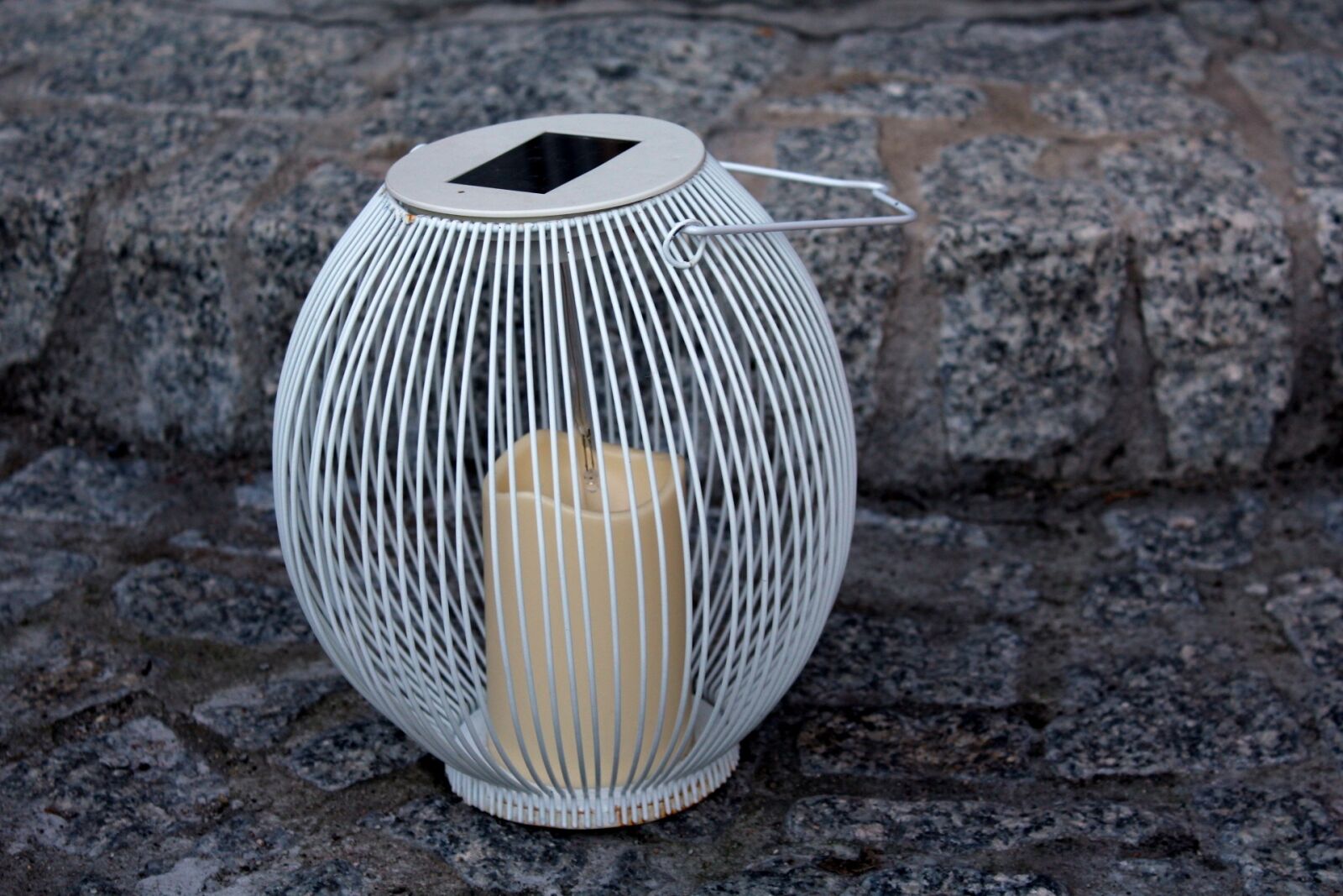 Canon EOS 1200D (EOS Rebel T5 / EOS Kiss X70 / EOS Hi) sample photo. Lantern, ornament, lighting photography