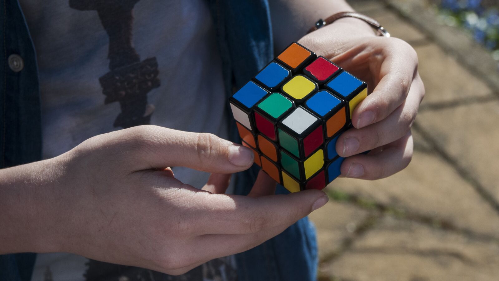 Nikon D300 sample photo. Cube, hand, boy photography