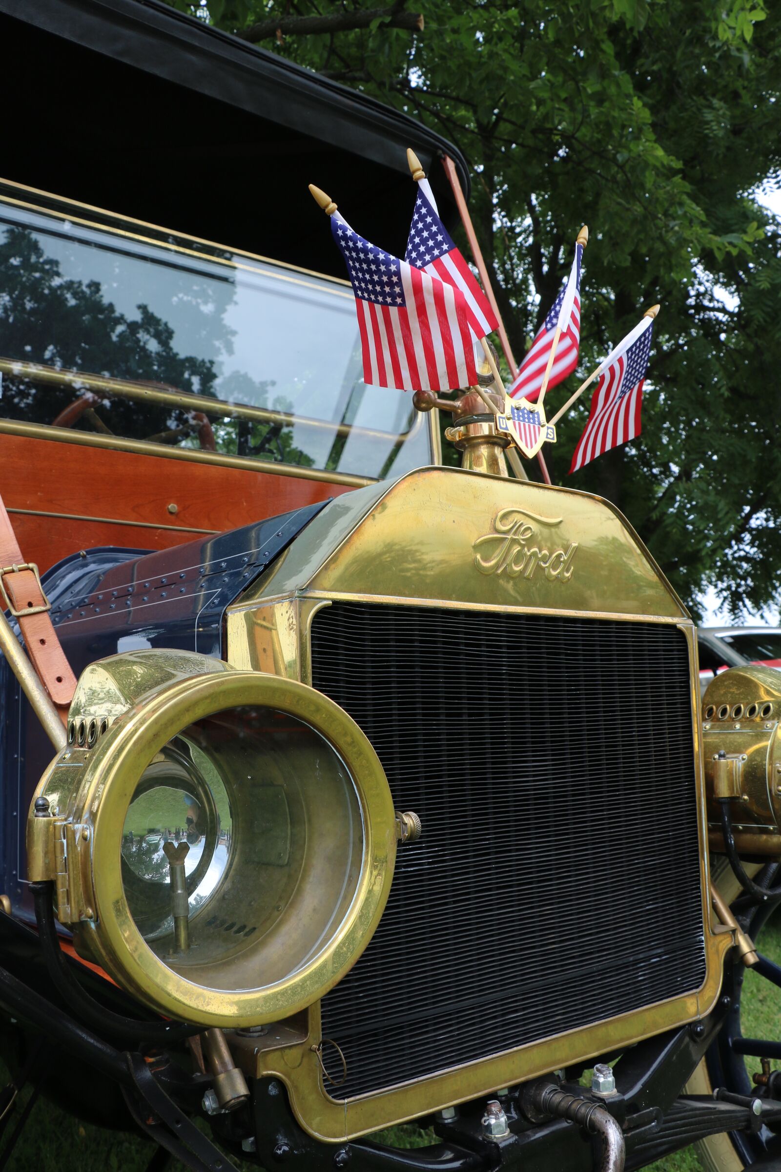 Canon EOS 750D (EOS Rebel T6i / EOS Kiss X8i) sample photo. Patriotic, ford, model t photography