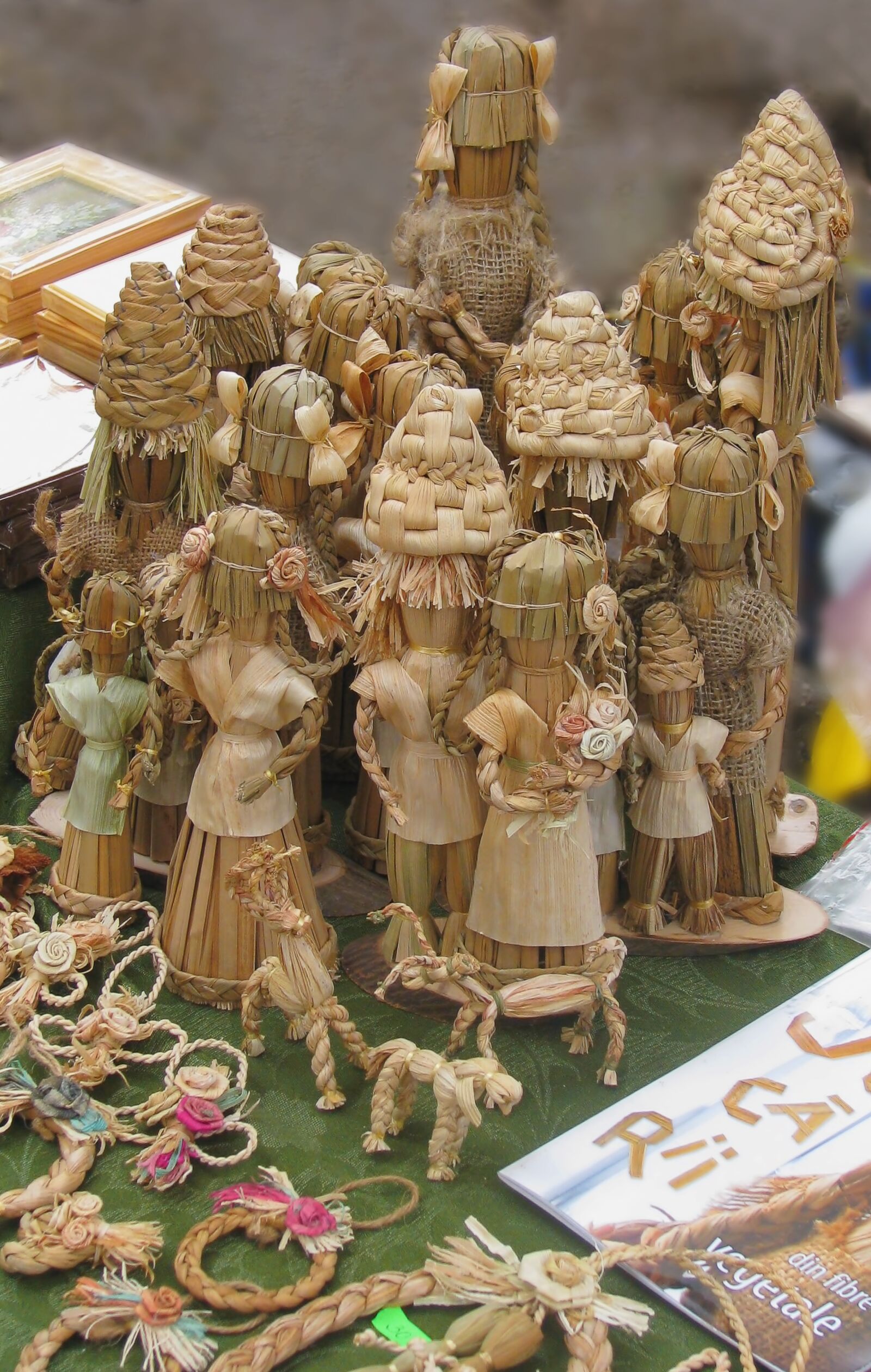 Canon POWERSHOT S5 IS sample photo. Decorative arts, weaving dried photography