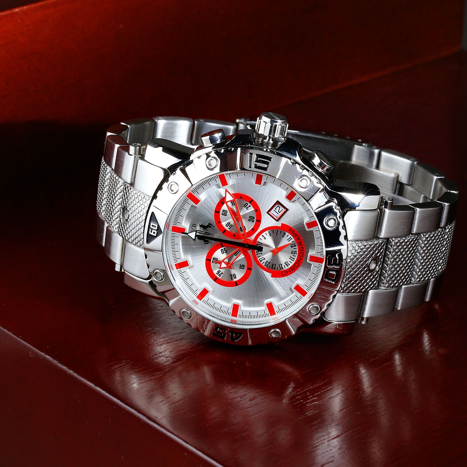 Canon EF 100mm F2.8L Macro IS USM sample photo. Watch, wristwatch, men's watch photography