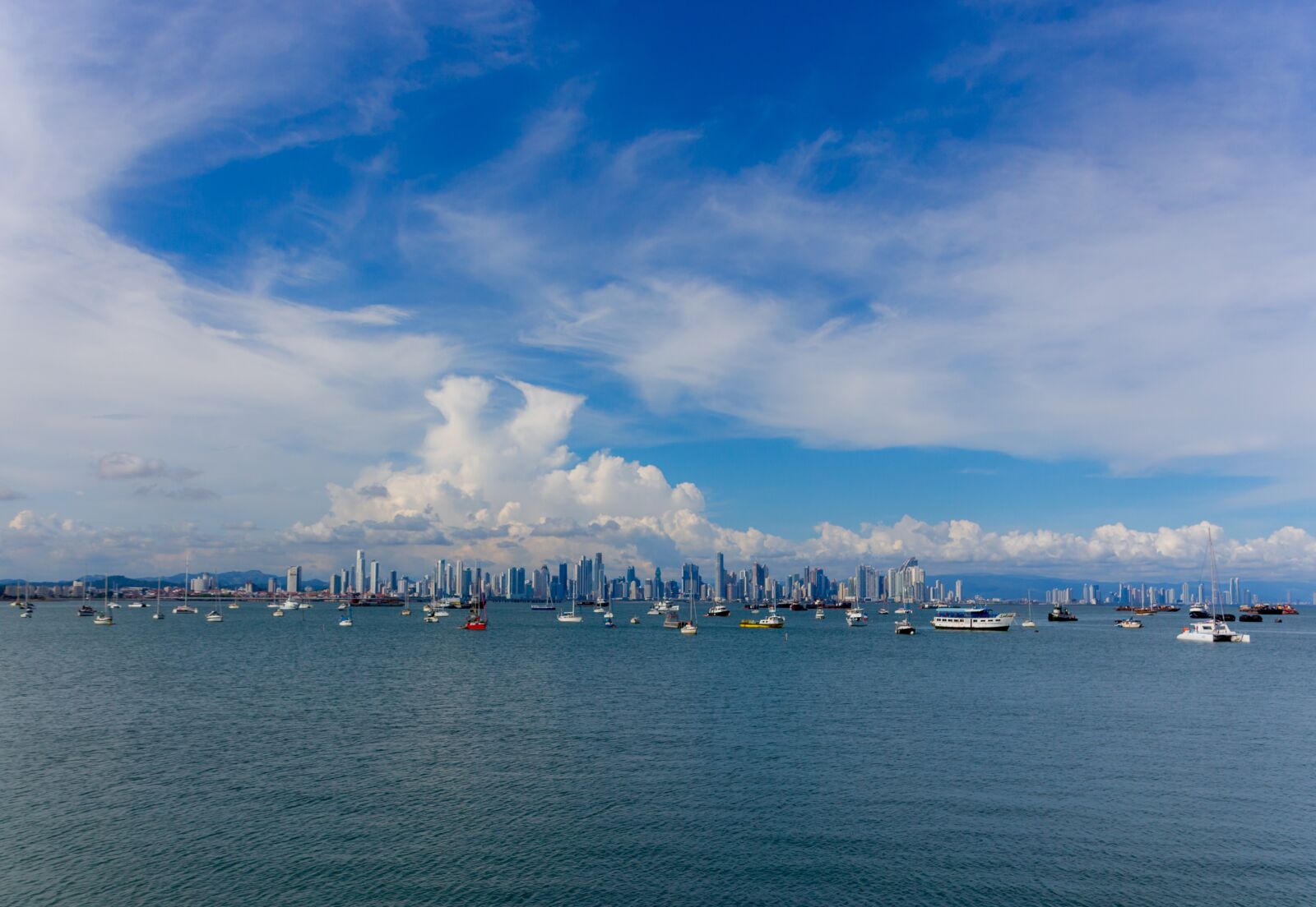 Canon EOS 700D (EOS Rebel T5i / EOS Kiss X7i) sample photo. Panama, skyline, city photography