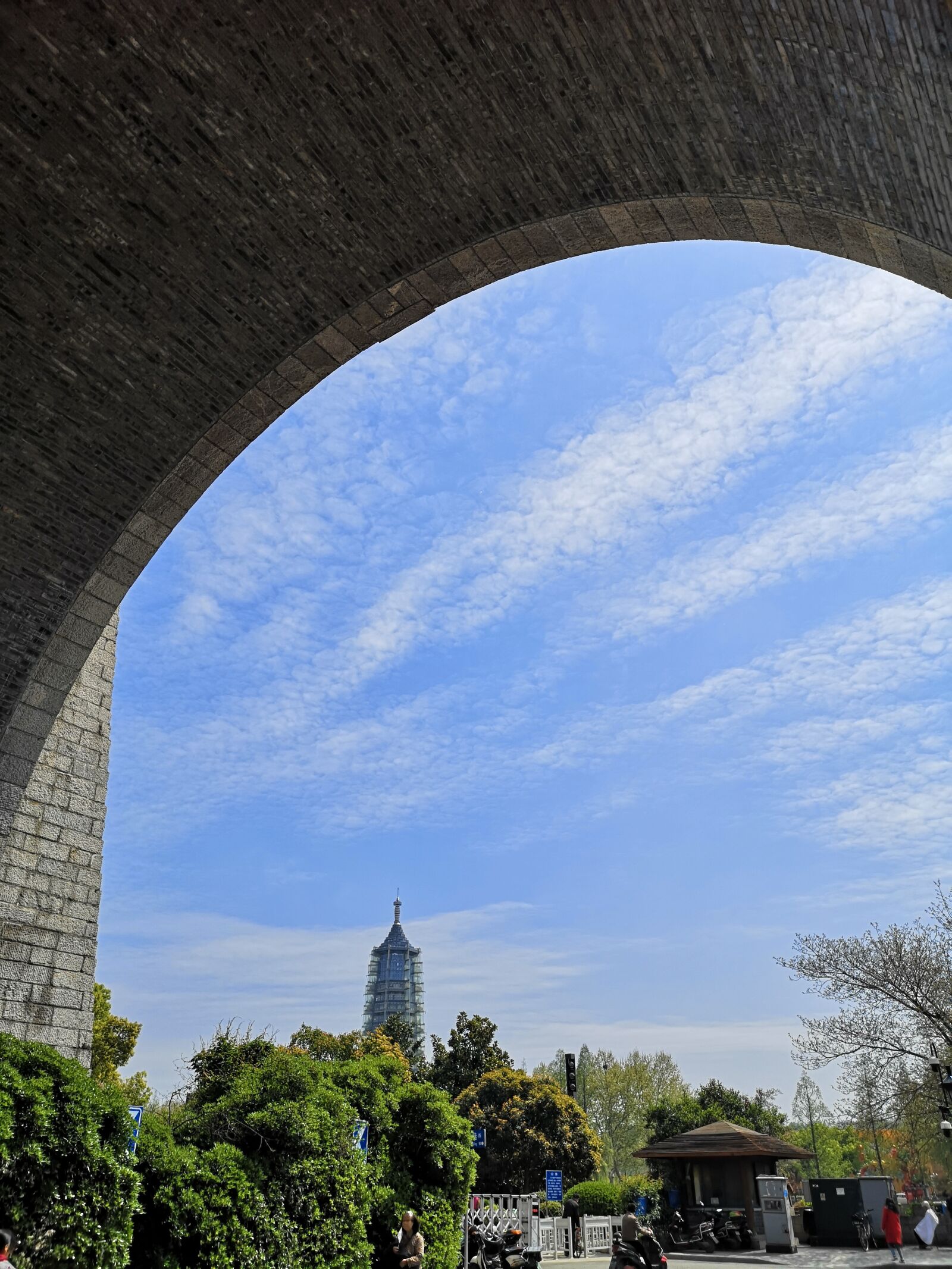 HUAWEI P20 Pro sample photo. Temple, blue, sky photography