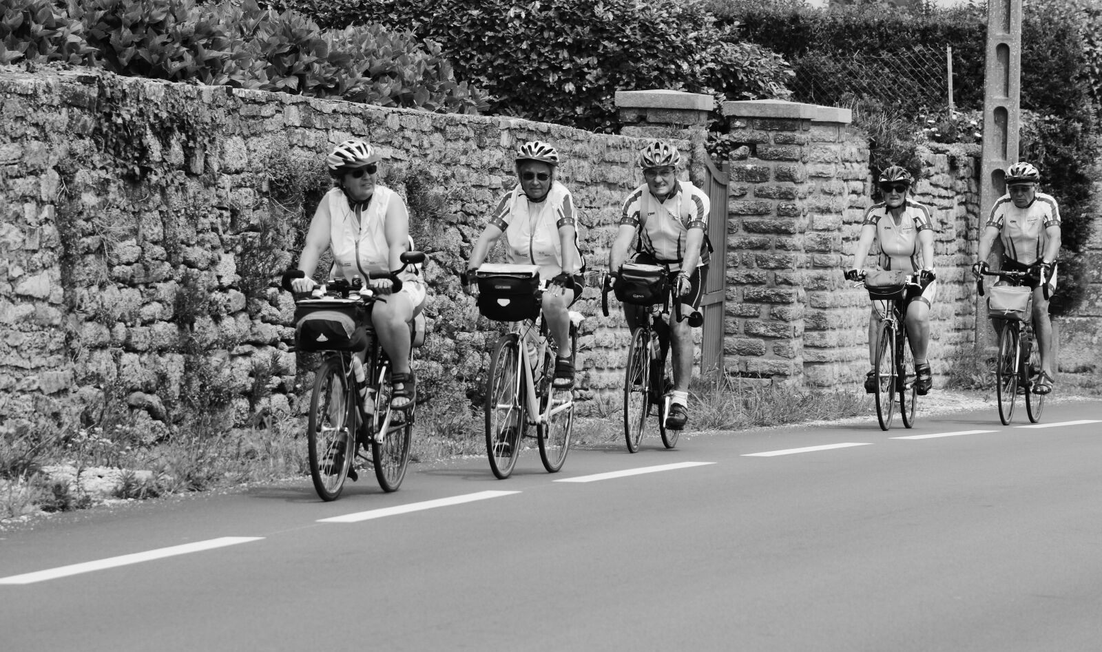 Nikon D5200 sample photo. Cyclistes, femmes, hommes, loisirs photography