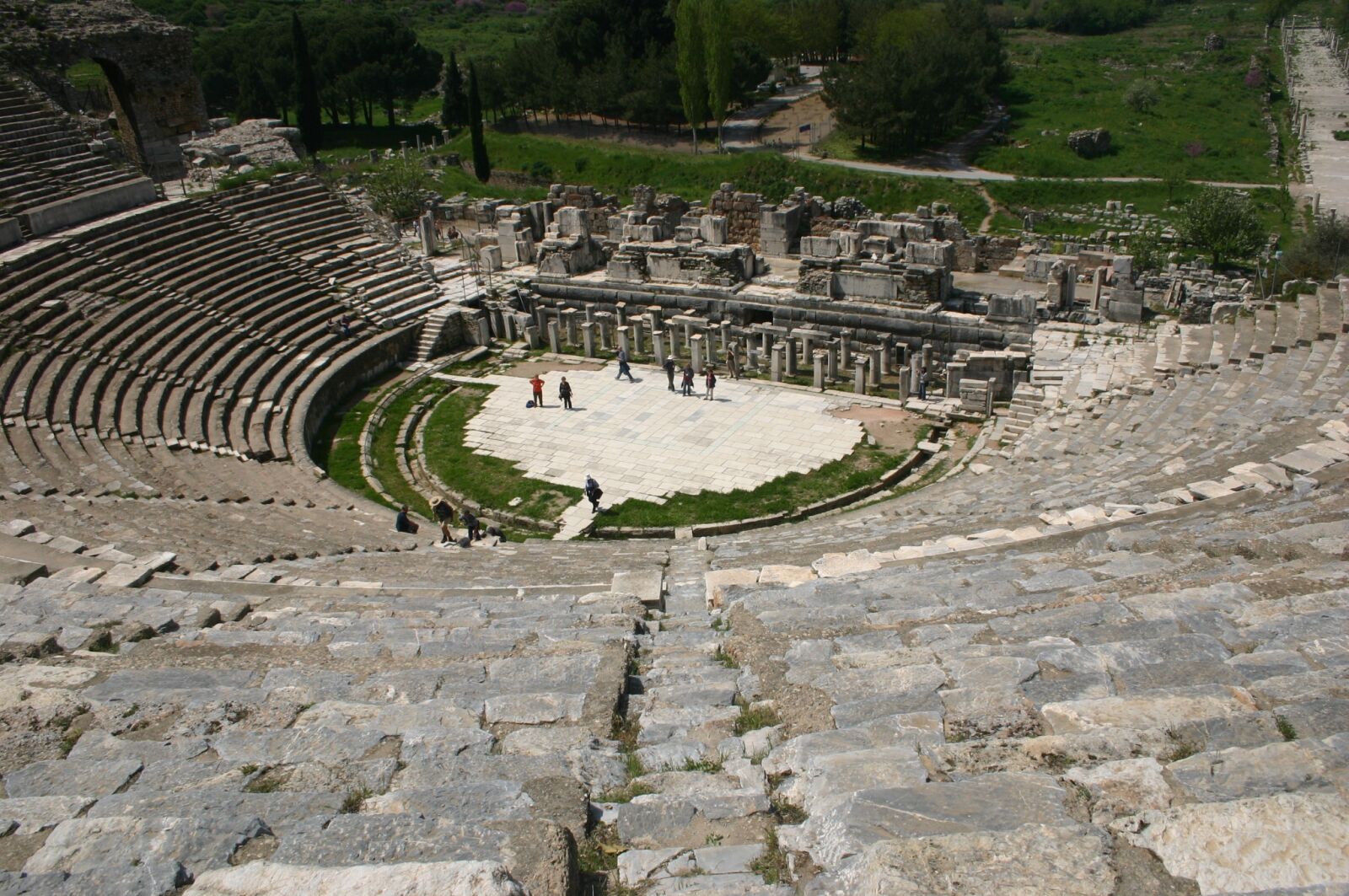 Canon EOS 300D (EOS Digital Rebel / EOS Kiss Digital) sample photo. Amphitheater, turkey, archeology photography