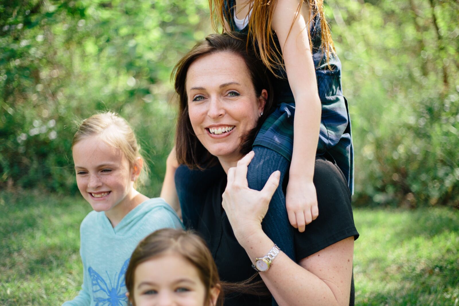 Canon EF 50mm F1.8 II sample photo. Happy, mom, children photography