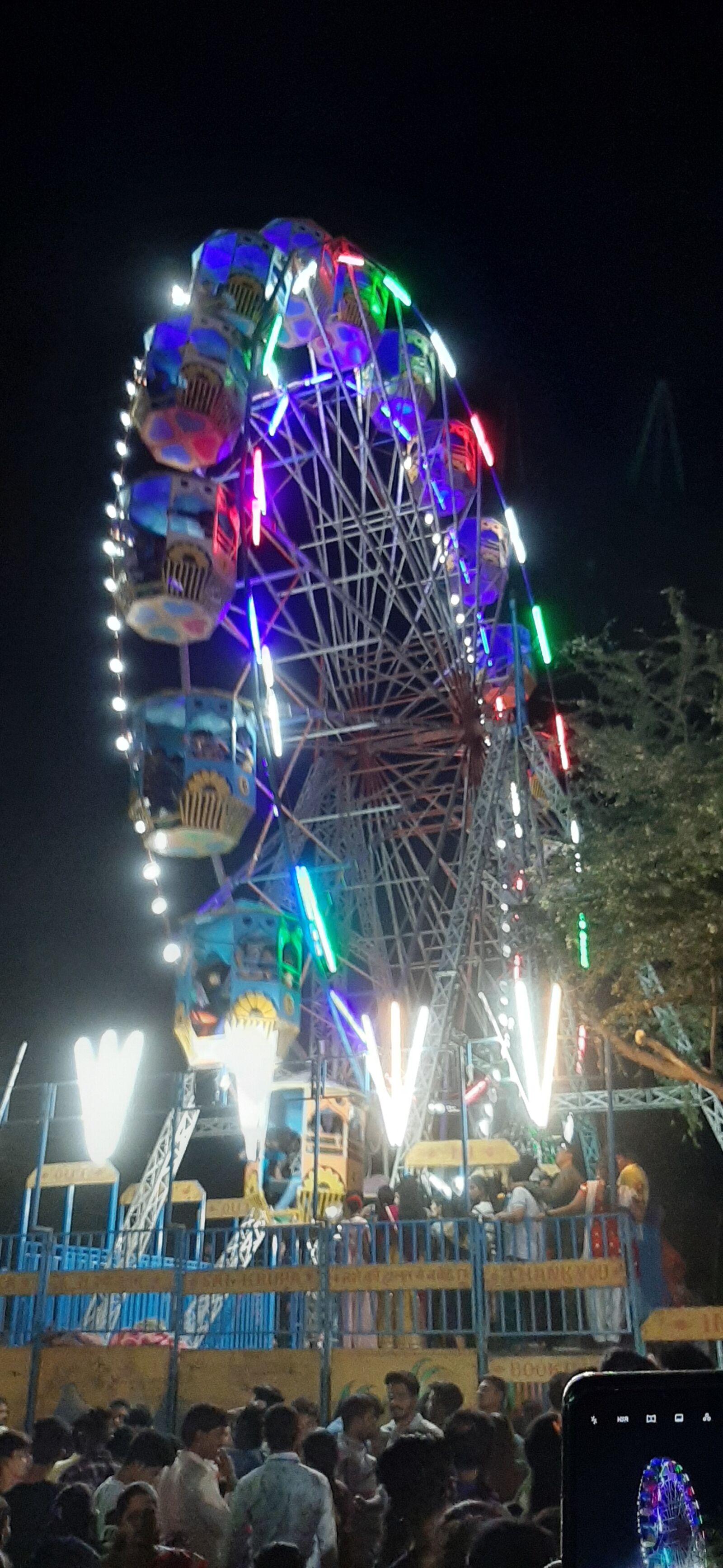 Samsung Galaxy A50 sample photo. Fun, fair, india photography