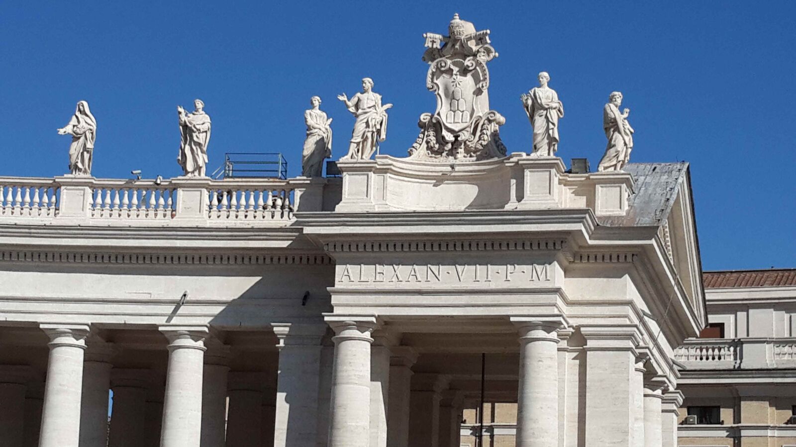 Samsung Galaxy S4 sample photo. Europe, church, deity photography
