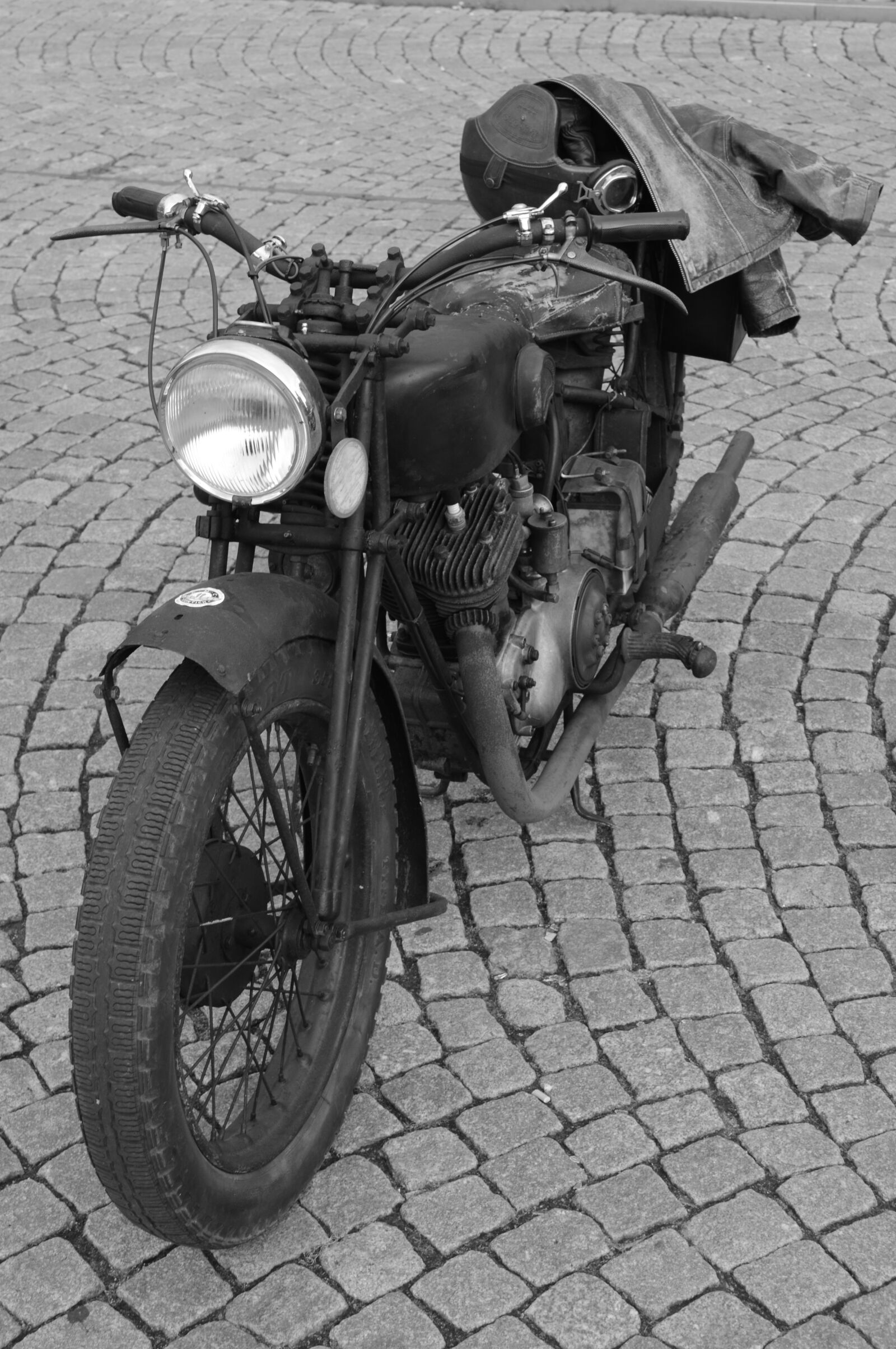 Nikon D5200 sample photo. Moped, moto, bicycle photography