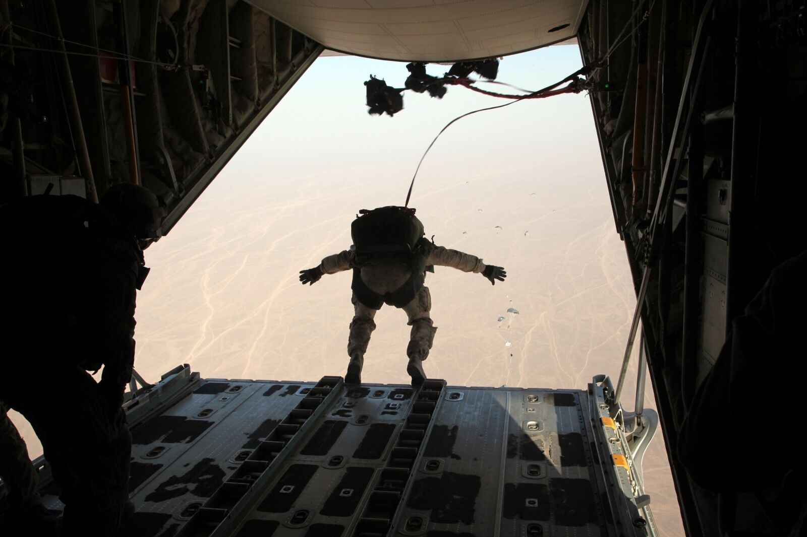 Canon EOS 5D Mark II sample photo. Skydiver, parachuting, free fall photography