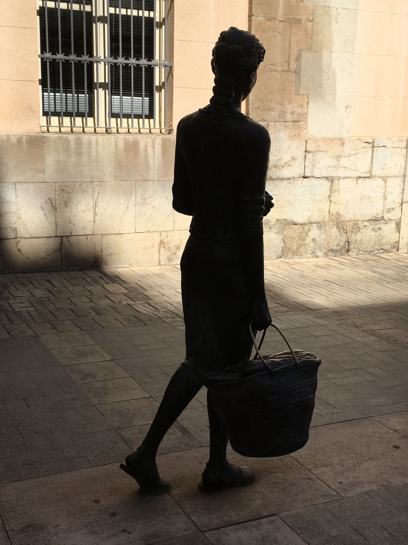 Apple iPad Pro sample photo. Sculpture, statue, women photography