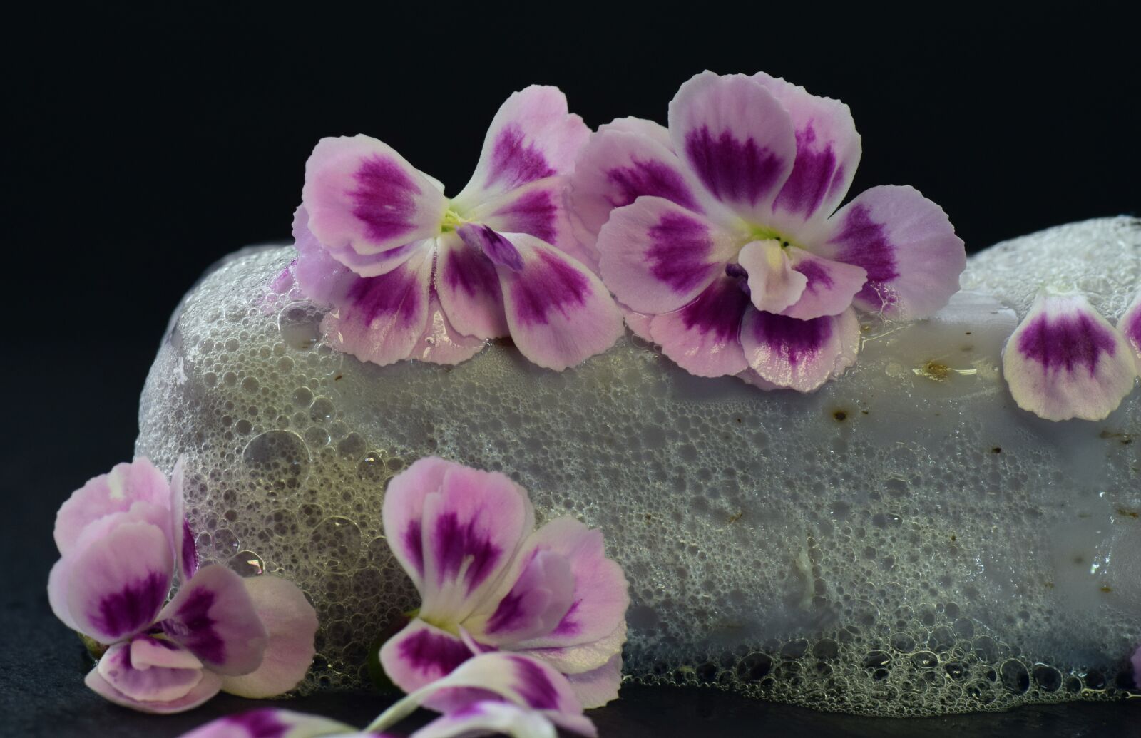 Nikon D3300 sample photo. Soap, foam, wet photography