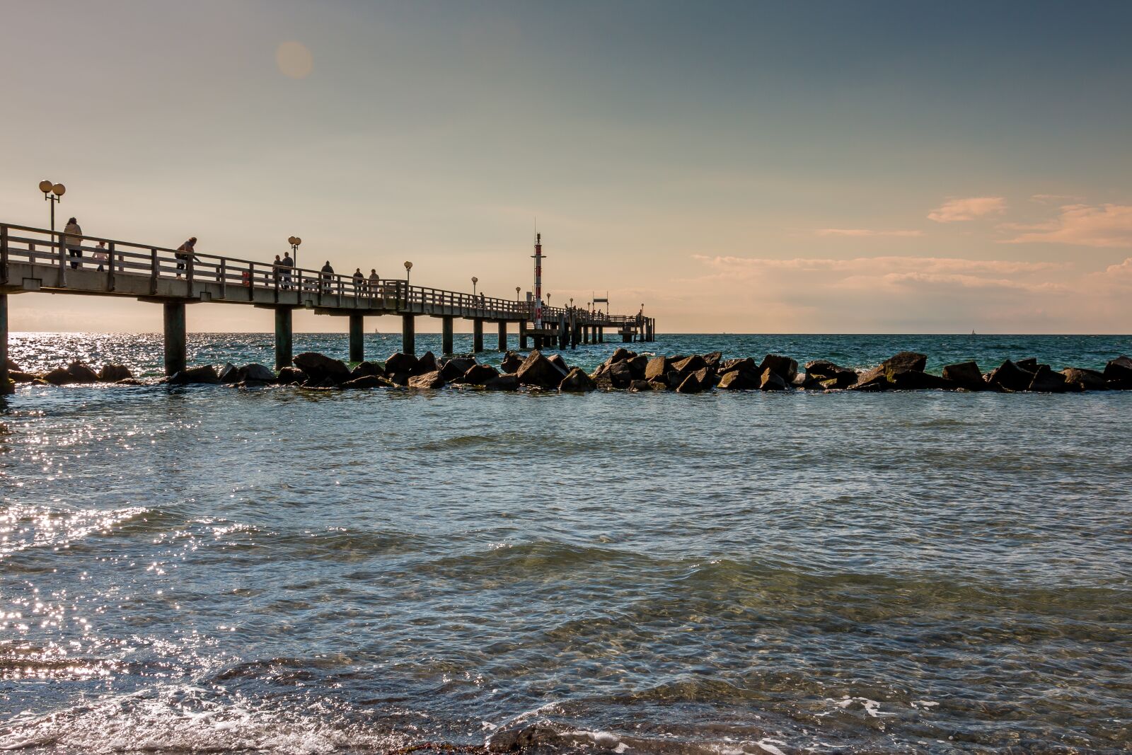 Canon EOS 70D sample photo. Sea bridge, ostseebad wustrow photography