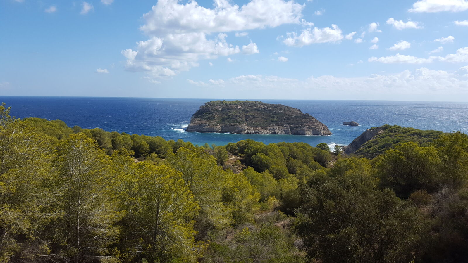 Samsung Galaxy S6 sample photo. Island, sea, sun photography