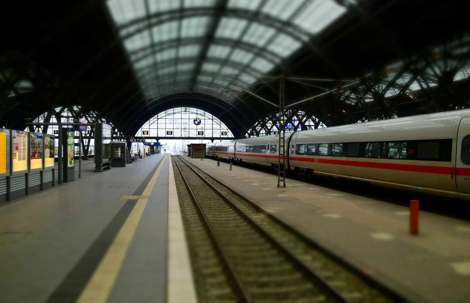 Nikon D3300 sample photo. Train, railway station, leipzig photography