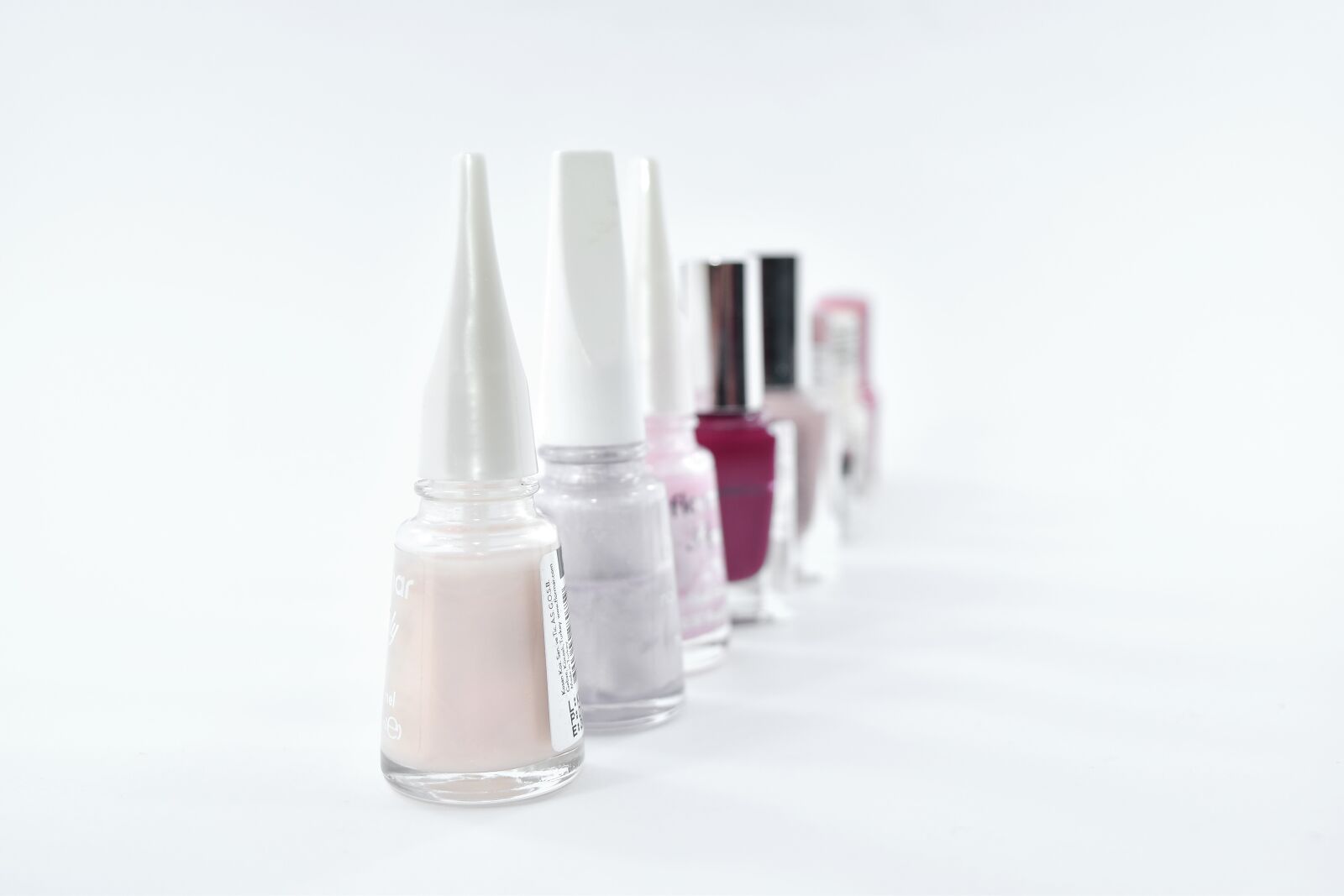 Nikon D5500 sample photo. Accessory, cosmetics, merchandise, paint photography