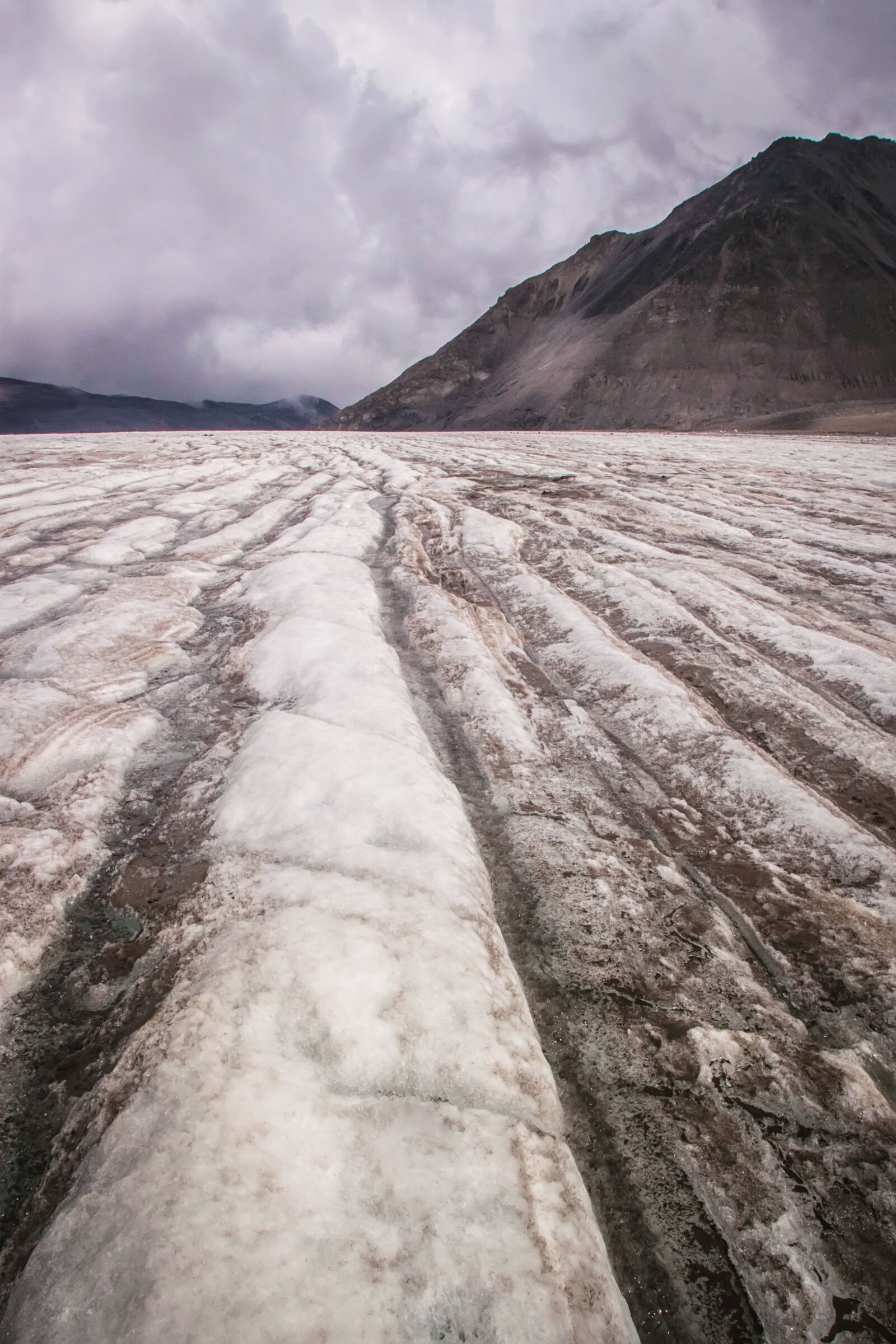 Canon EOS 500D (EOS Rebel T1i / EOS Kiss X3) sample photo. The caucasus, russia, glacier photography
