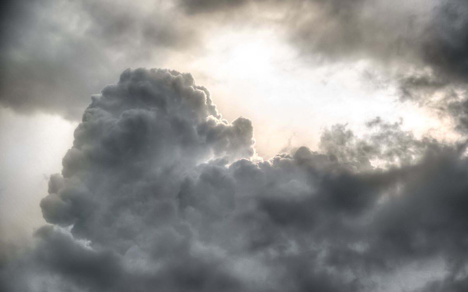 Nikon D610 sample photo. Cloudscape, dramatic, hard photography