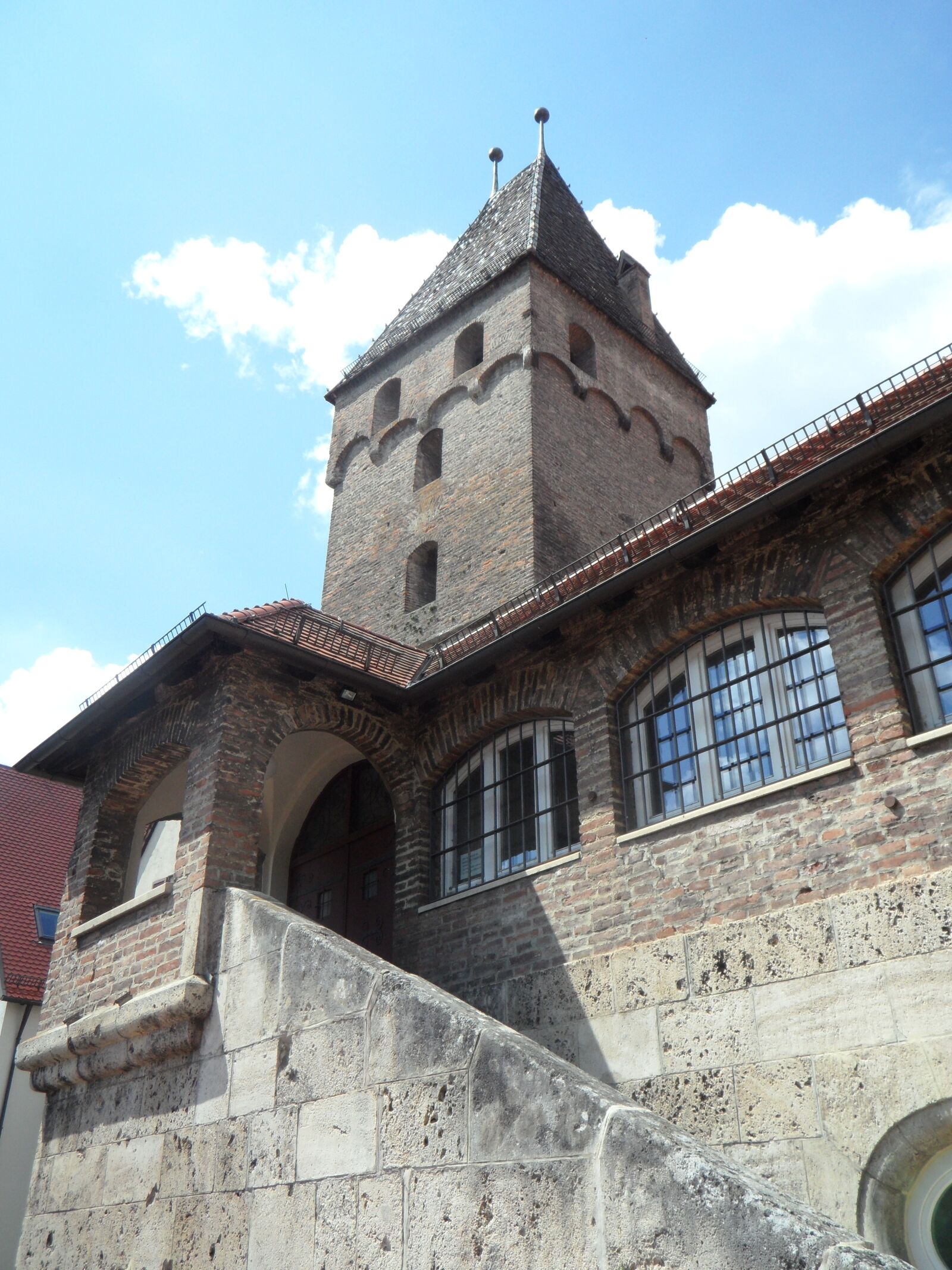 Samsung VLUU WB210, SAMSUNG WB210 sample photo. Metzgerturm, tower, building photography