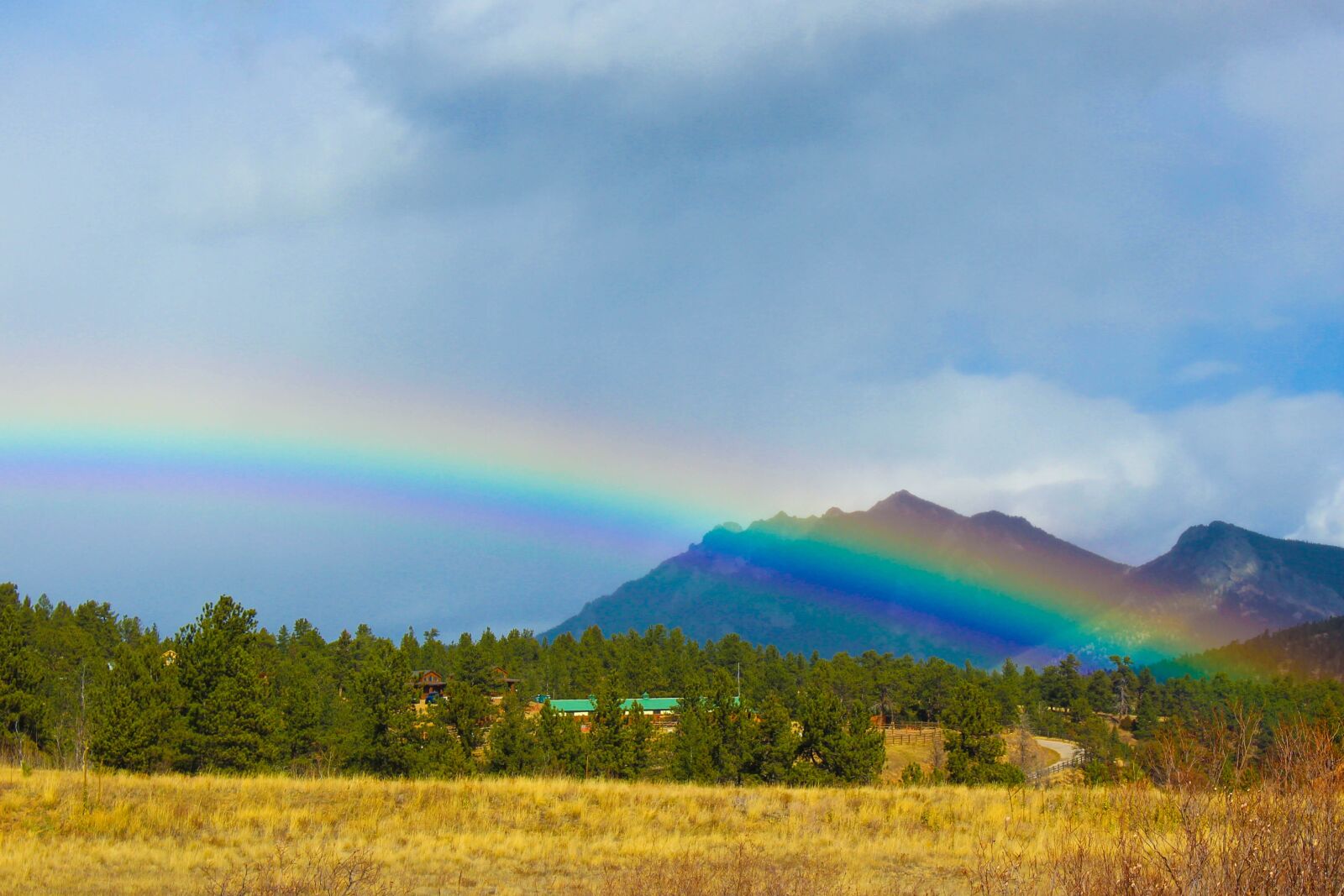 Canon EOS 1200D (EOS Rebel T5 / EOS Kiss X70 / EOS Hi) sample photo. Rainbow, colorado, rocky mountains photography