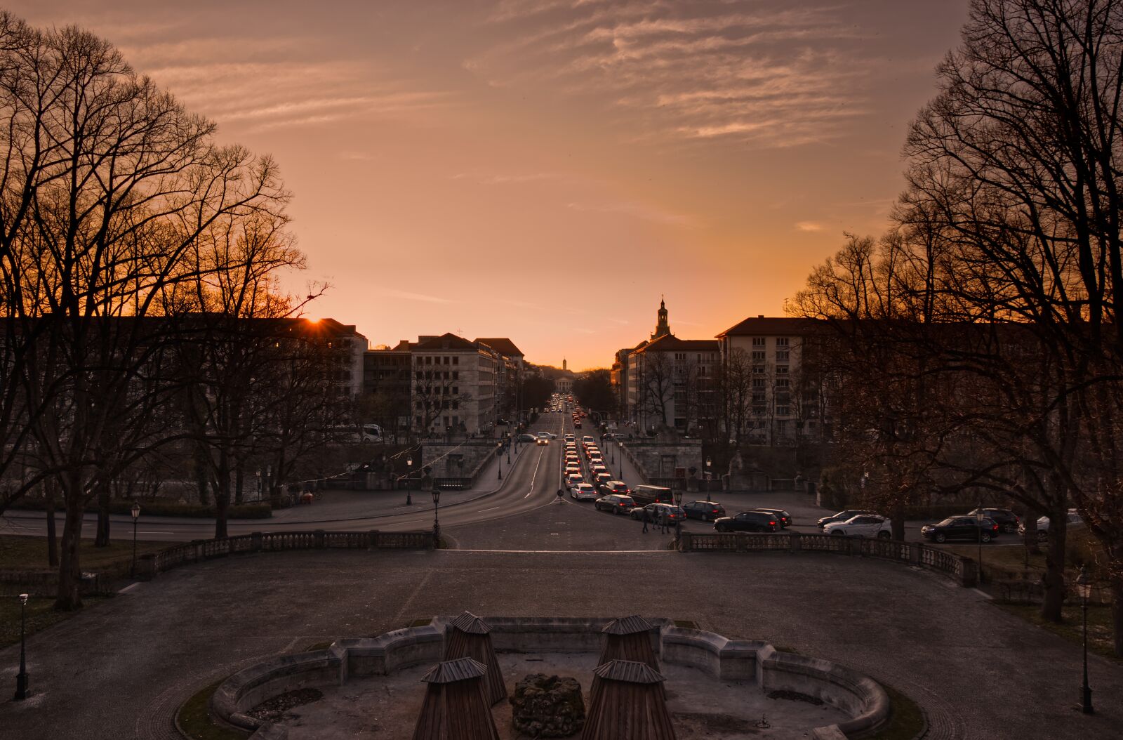 Canon EOS 800D (EOS Rebel T7i / EOS Kiss X9i) sample photo. Munich, city, bavaria photography
