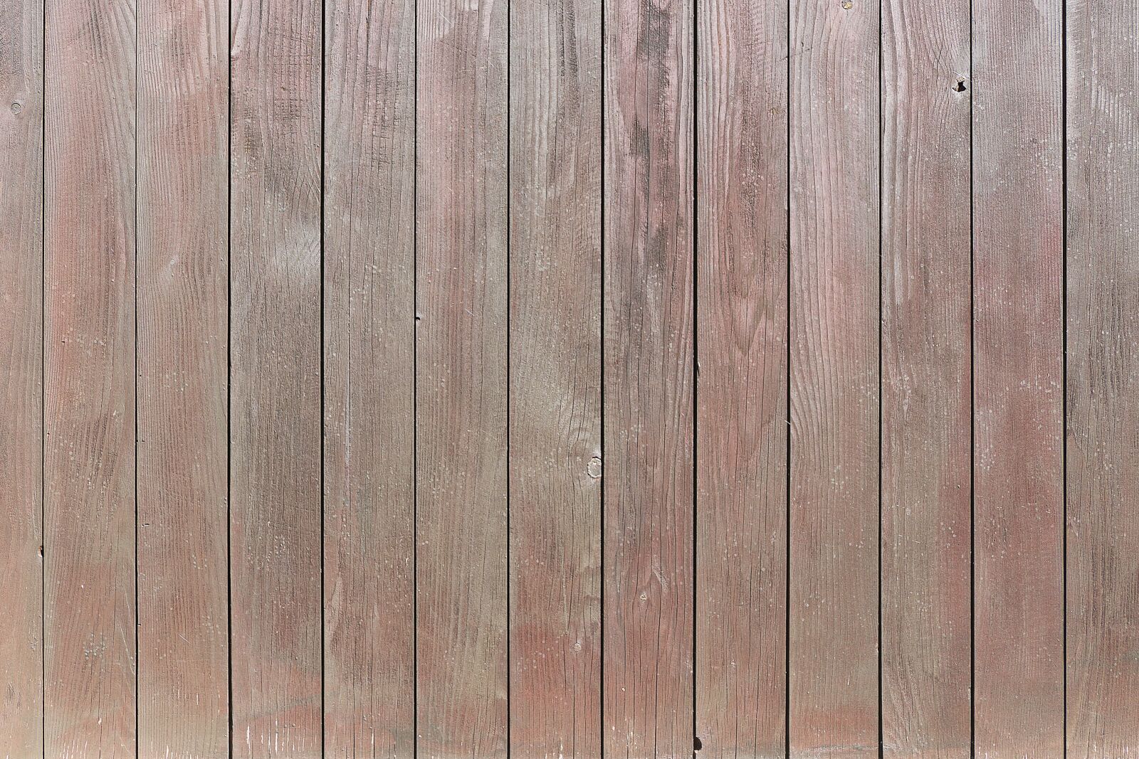 Panasonic Lumix DMC-FZ1000 sample photo. Wood, boards, rough sawn photography