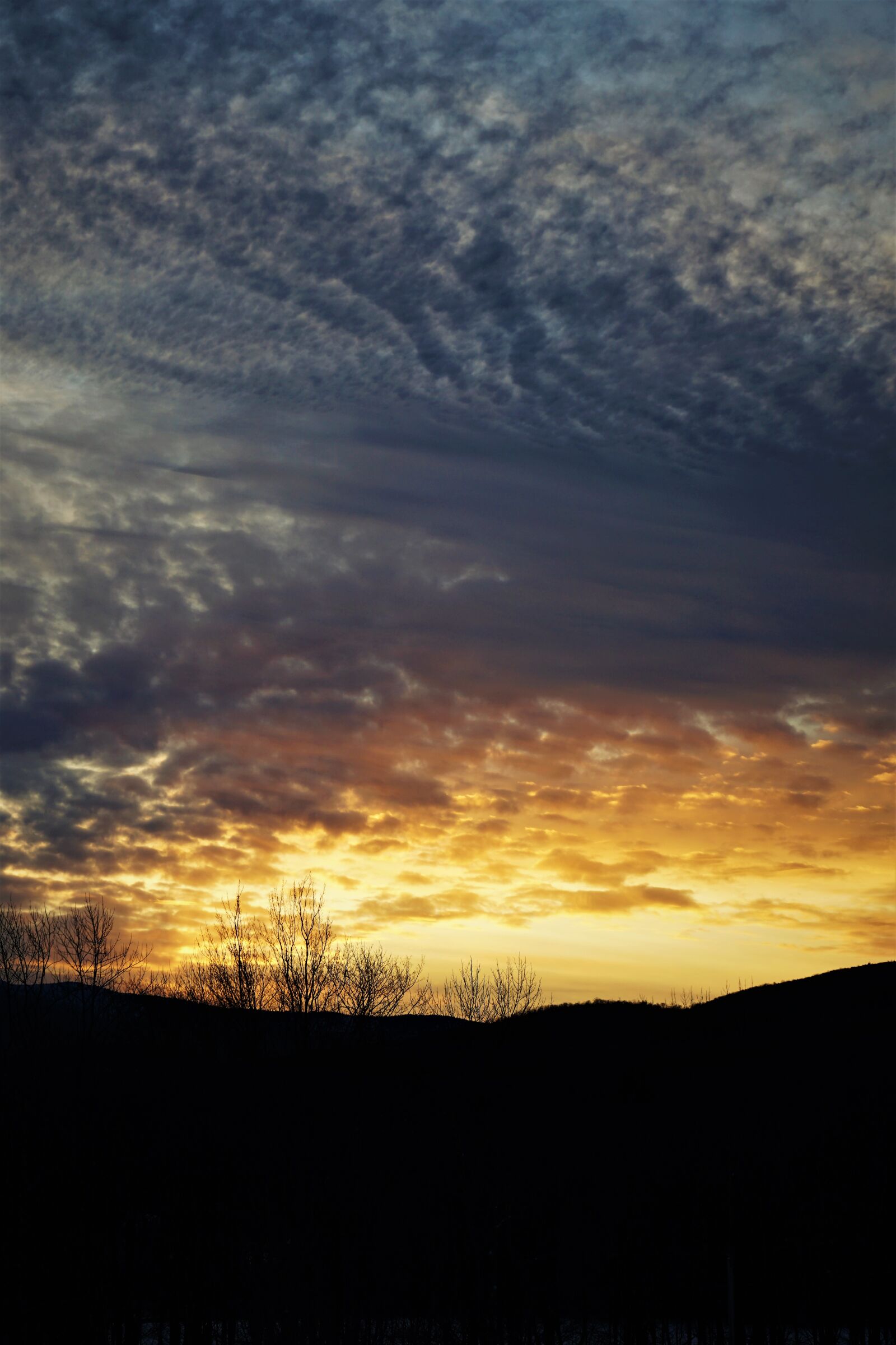 Sony a7 II + Sony FE 28-70mm F3.5-5.6 OSS sample photo. Sunset, vermont, sky photography