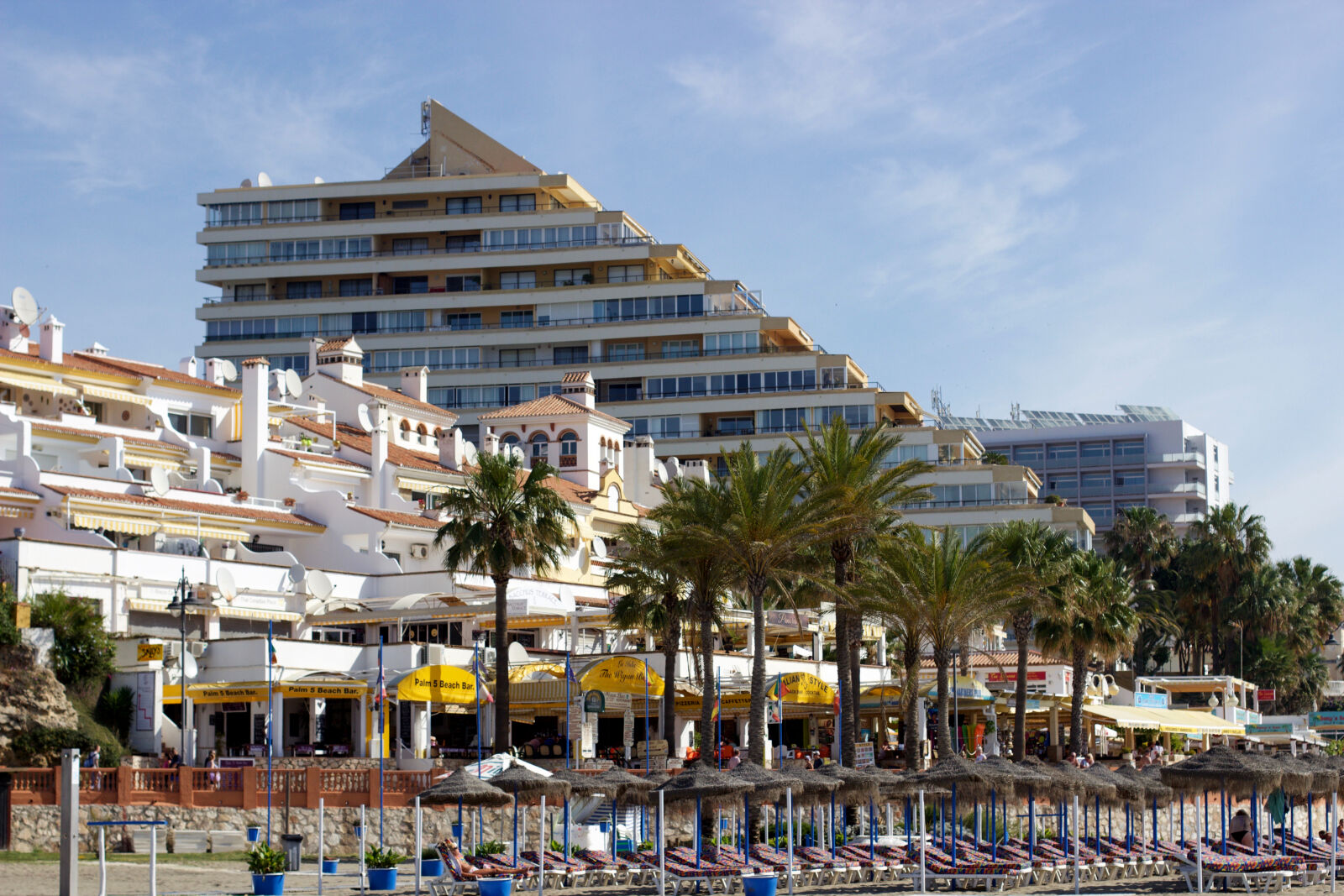 Canon EOS 600D (Rebel EOS T3i / EOS Kiss X5) + Canon EF 50mm F1.4 USM sample photo. Playa, de, benalmadena, costa photography