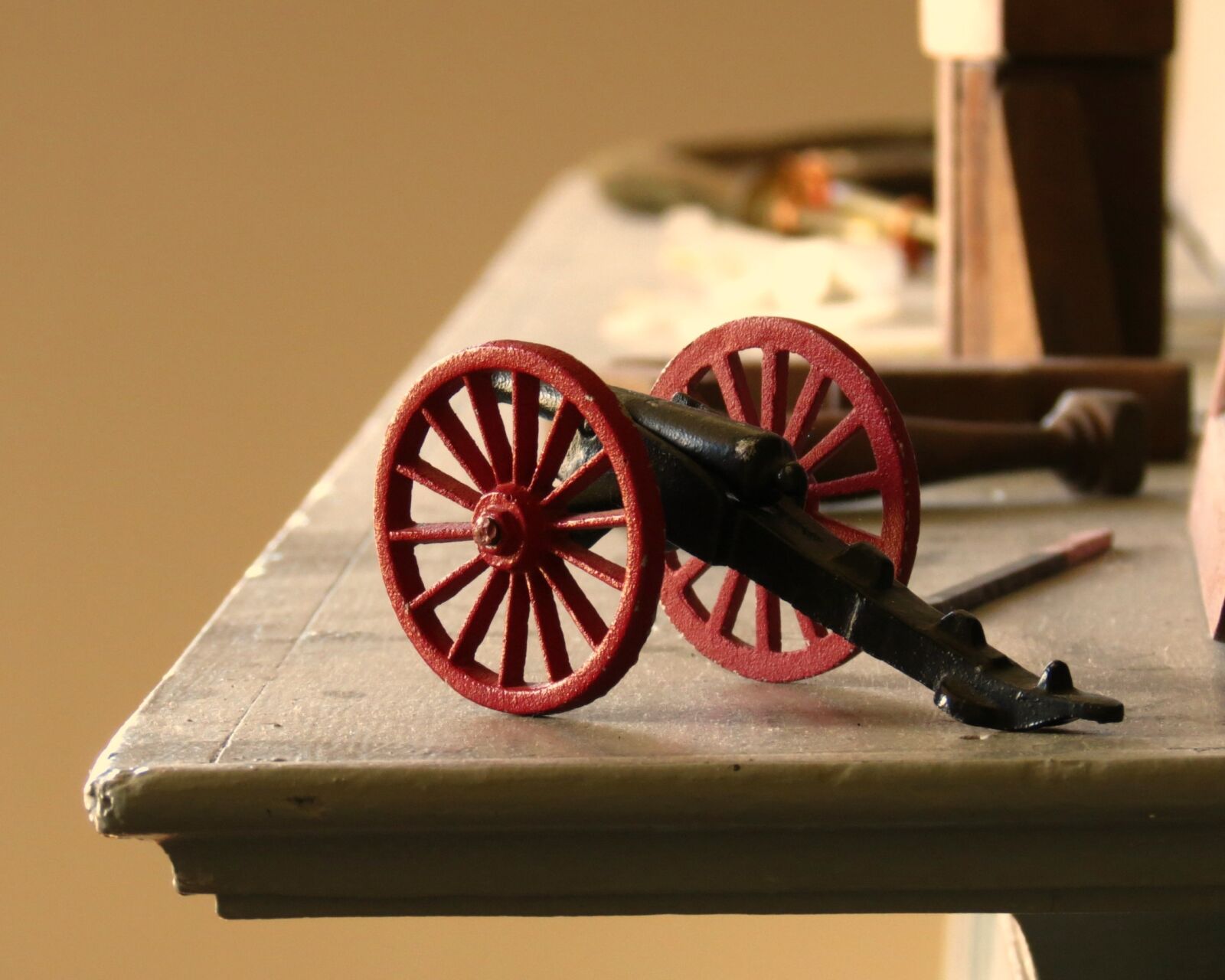 Canon PowerShot SX40 HS sample photo. Cannon, cannonball, weapon photography