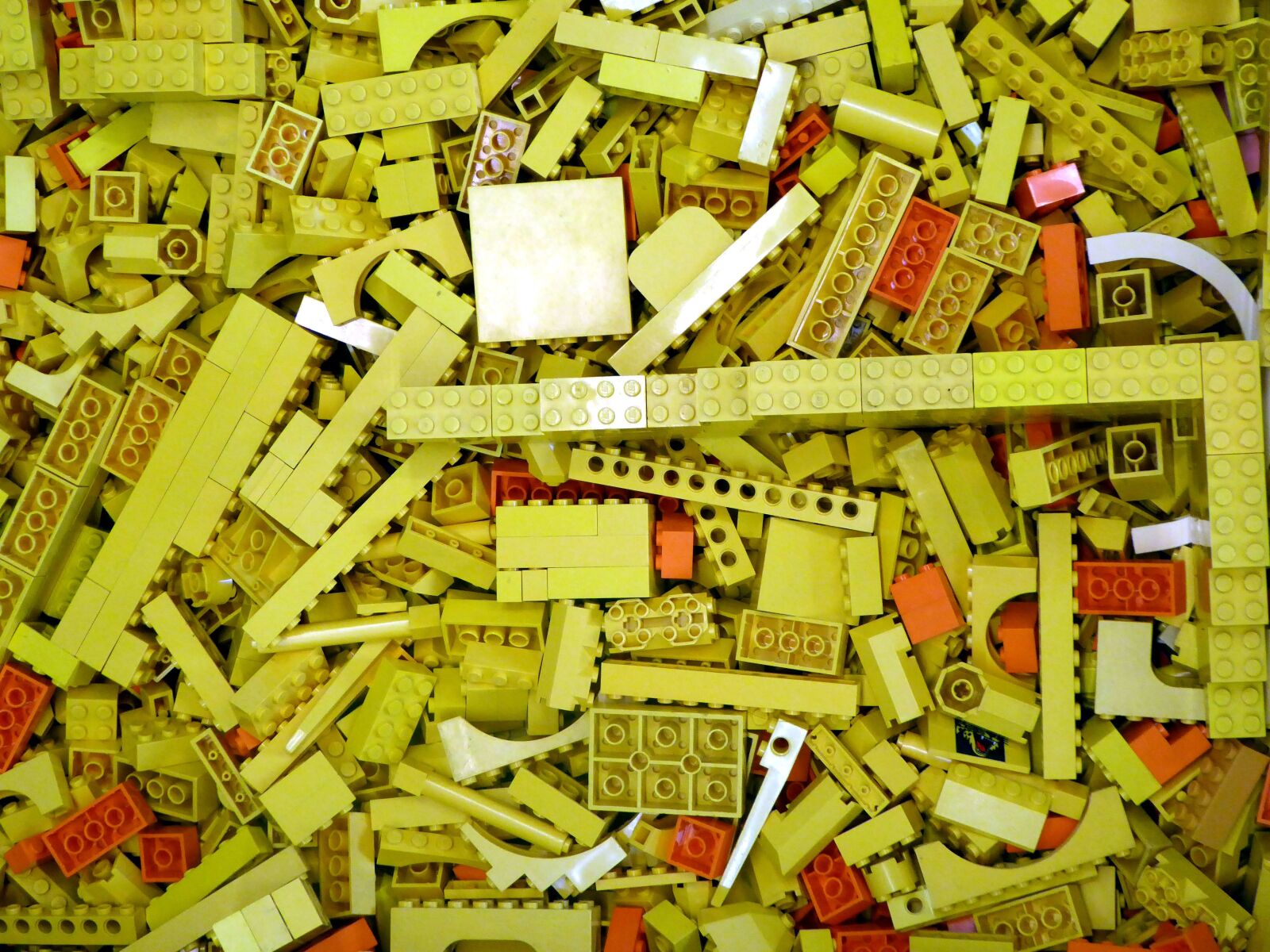 Panasonic DMC-TZ61 sample photo. Lego blocks, build, yellow photography