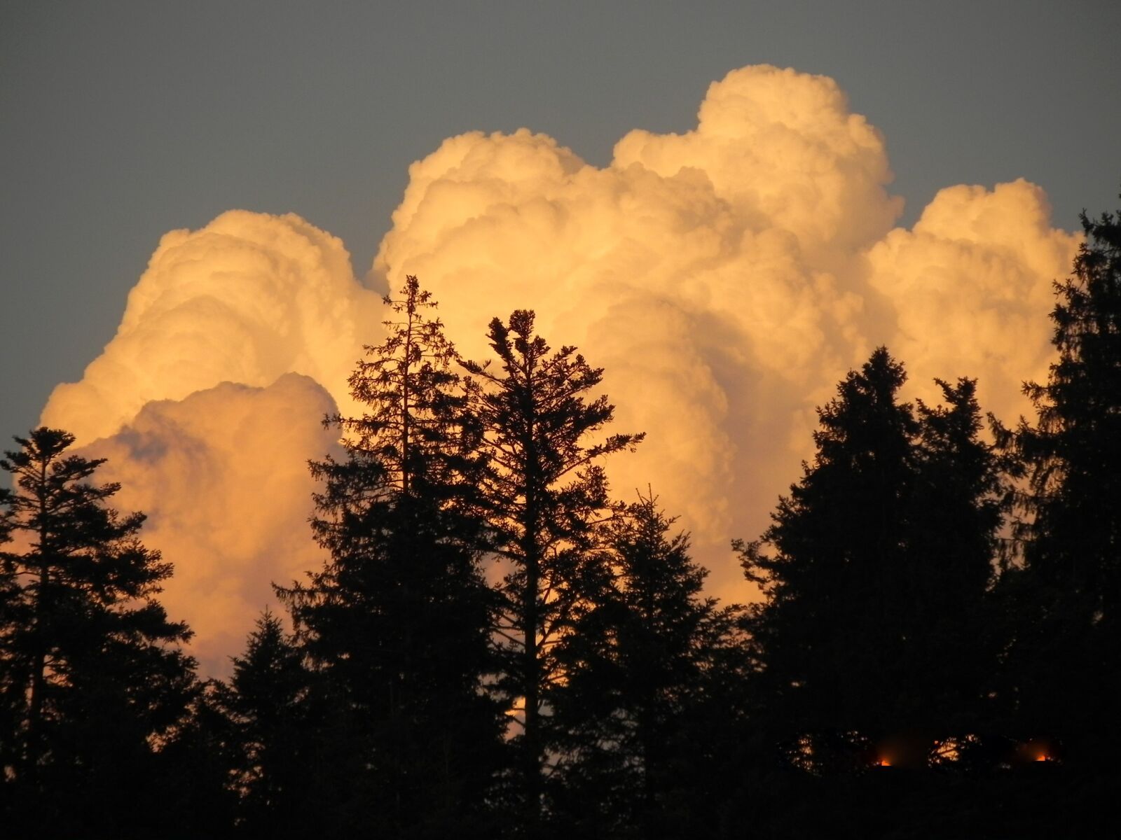 Nikon Coolpix P100 sample photo. Clouds, in the, evening photography