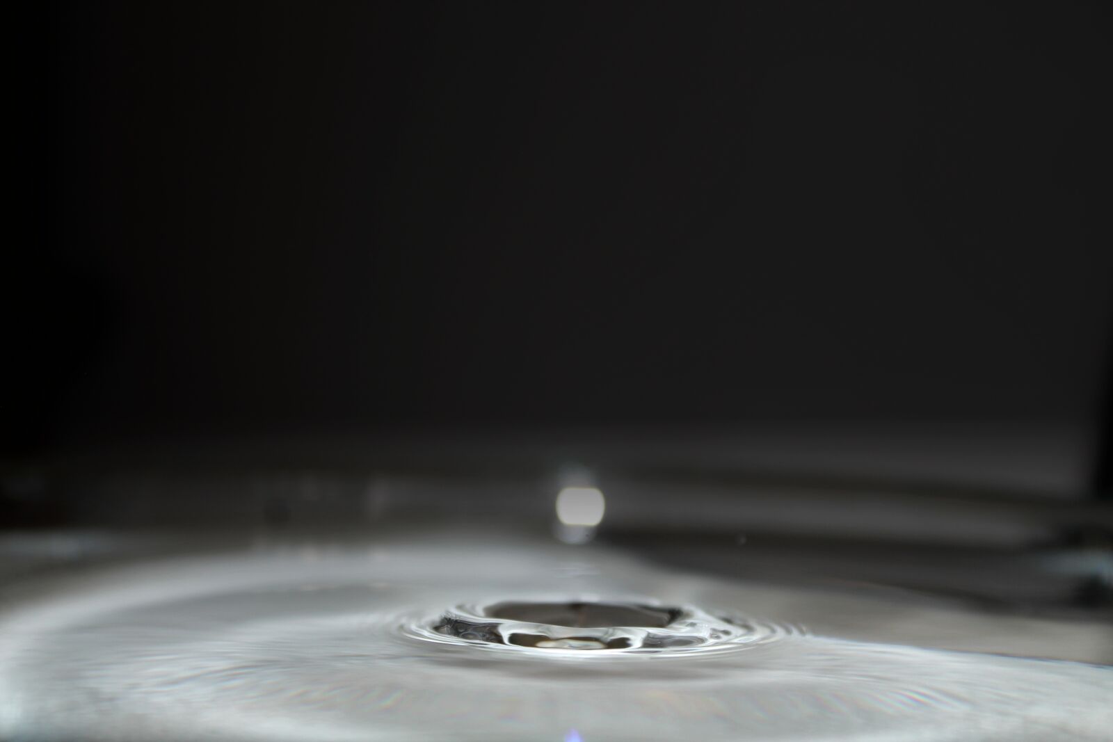 Canon EOS 1100D (EOS Rebel T3 / EOS Kiss X50) sample photo. Water, drip, background photography