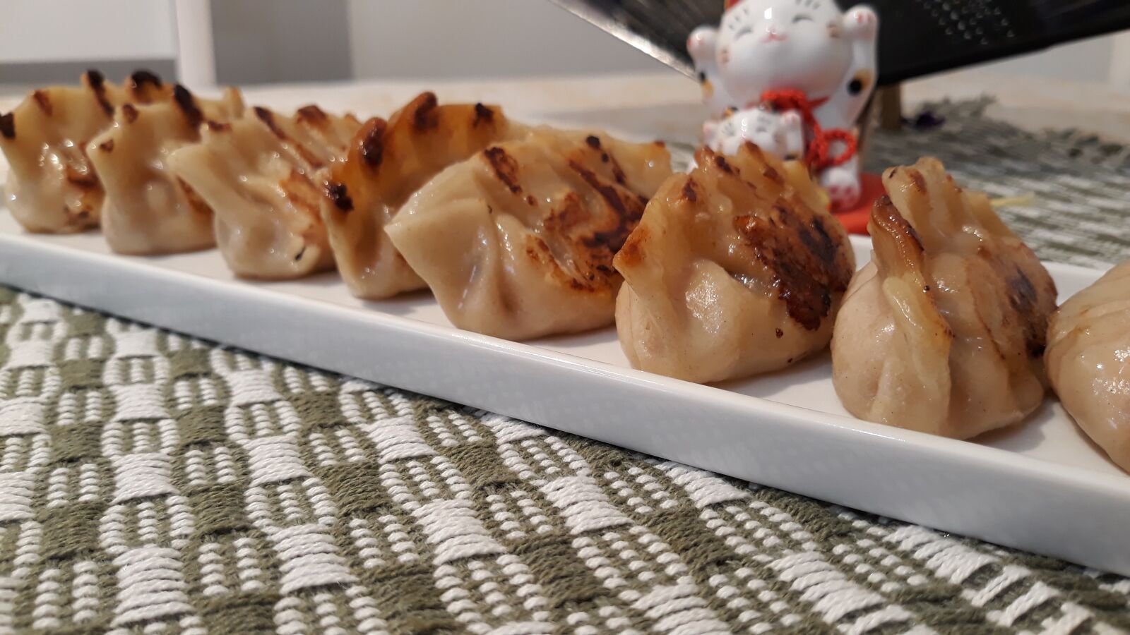 Samsung Galaxy J7 Pro sample photo. Gyoza, guiosa, guioza photography