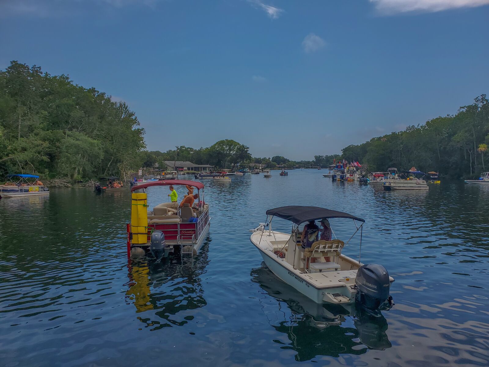 Samsung Galaxy S10 sample photo. Boats, lagoon, florida photography