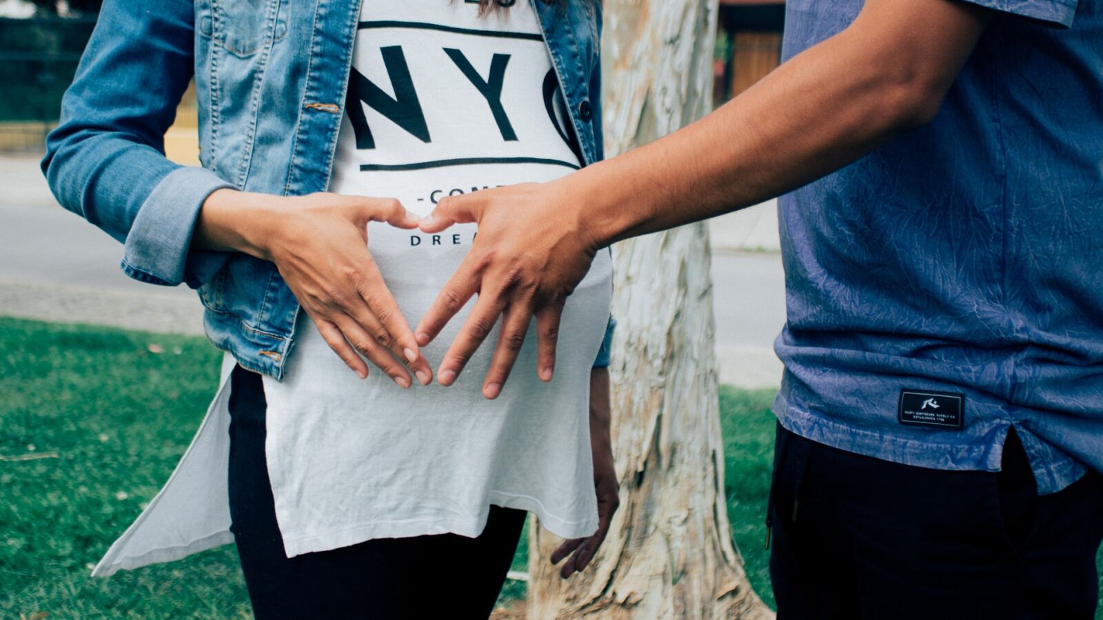 Nikon D7100 sample photo. Pregnancy, couple, love photography