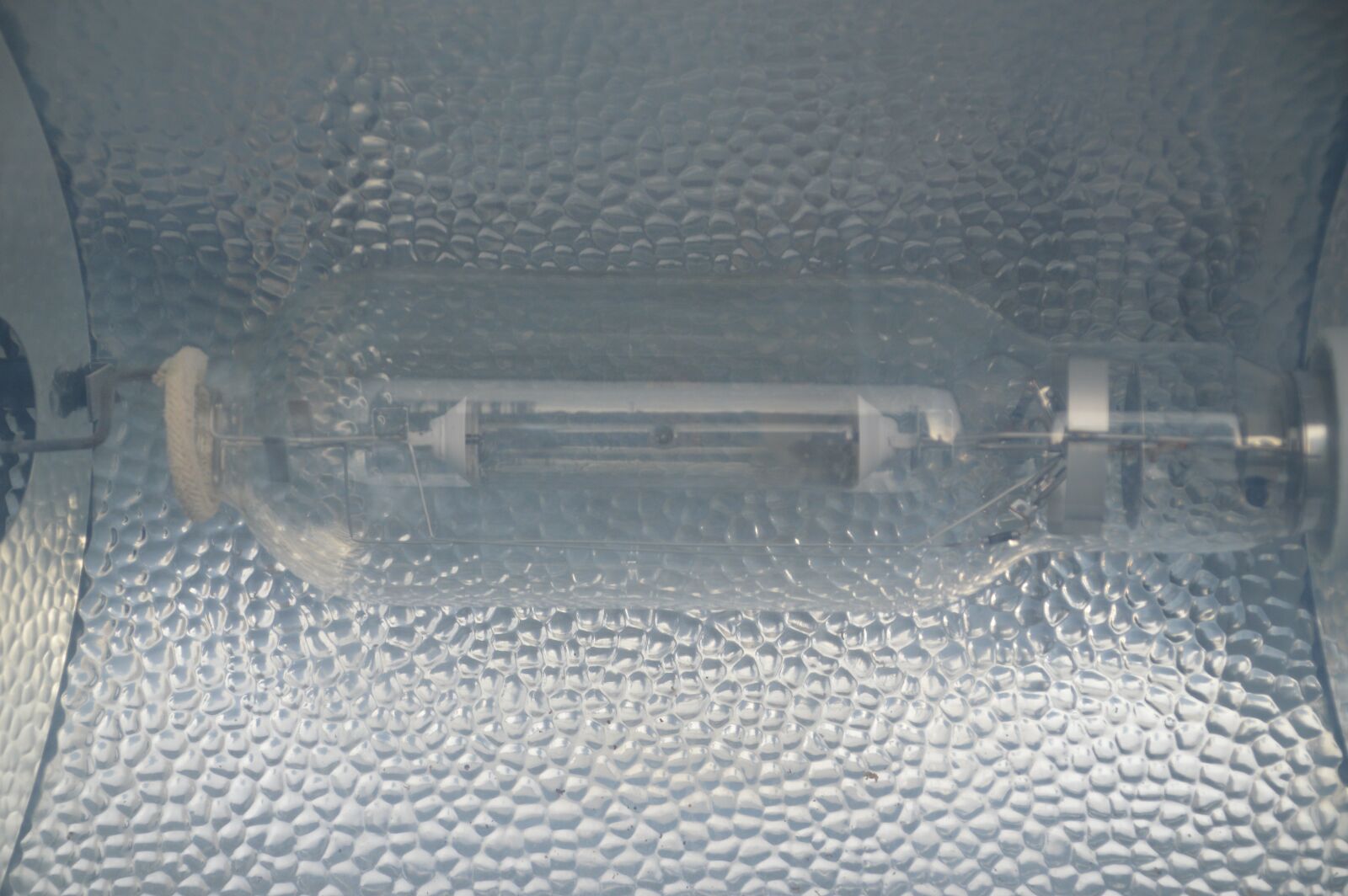Nikon D3200 sample photo. Technology, gas discharge lamp photography